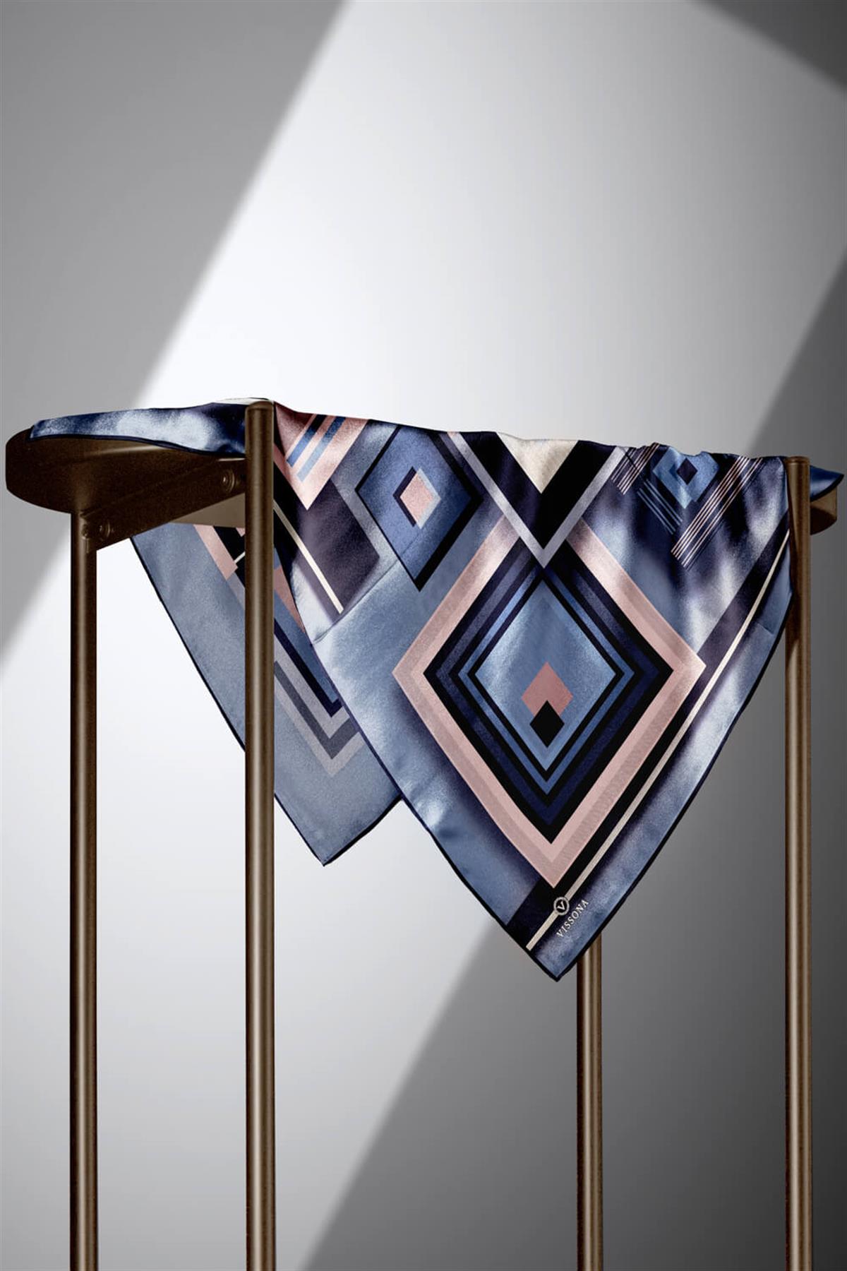 %100 Twill İpek Kare Desenli İndigo - Pudra Renkli 90x90 Eşarp Kenar Dikiş Şekli El Dikişli