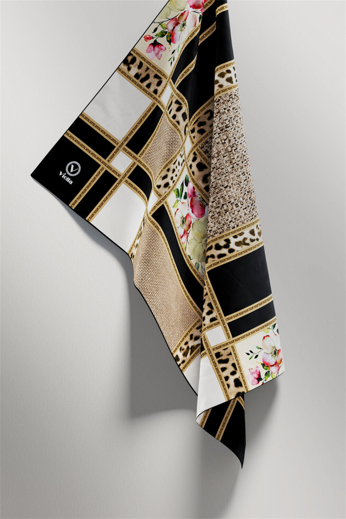 Twill Leopar ve Çiçek Desenli Siyah - Krem Renkli 90x90 Eşarp (İpek İçermez) Dikim Şekli : El Dikişi