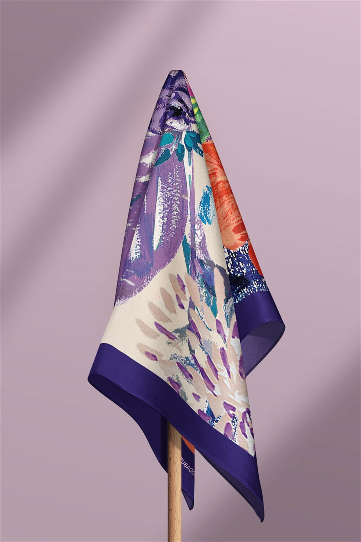 Violla Kadın Lila Turuncu Blatt Desenli 50x50 Bandana