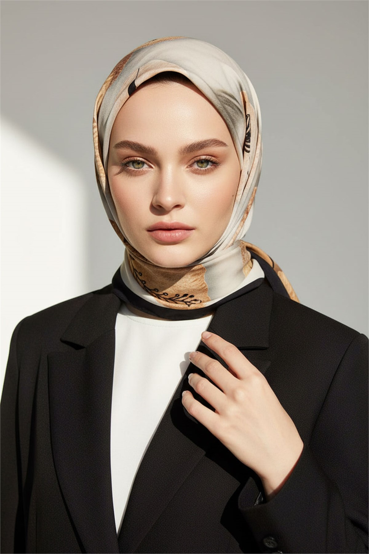 KREP FIRÇA DOKULU ÇİZGİ ÇİÇEK DESENLİ KREM - TABA RENKLİ 75X195 KIRIŞMAZ ŞAL