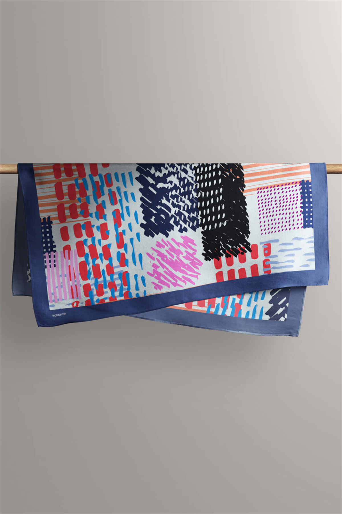 D76 Kadın Egzotik Desenli Bandana 50x50 Kırmızı Siyah DG0434-22