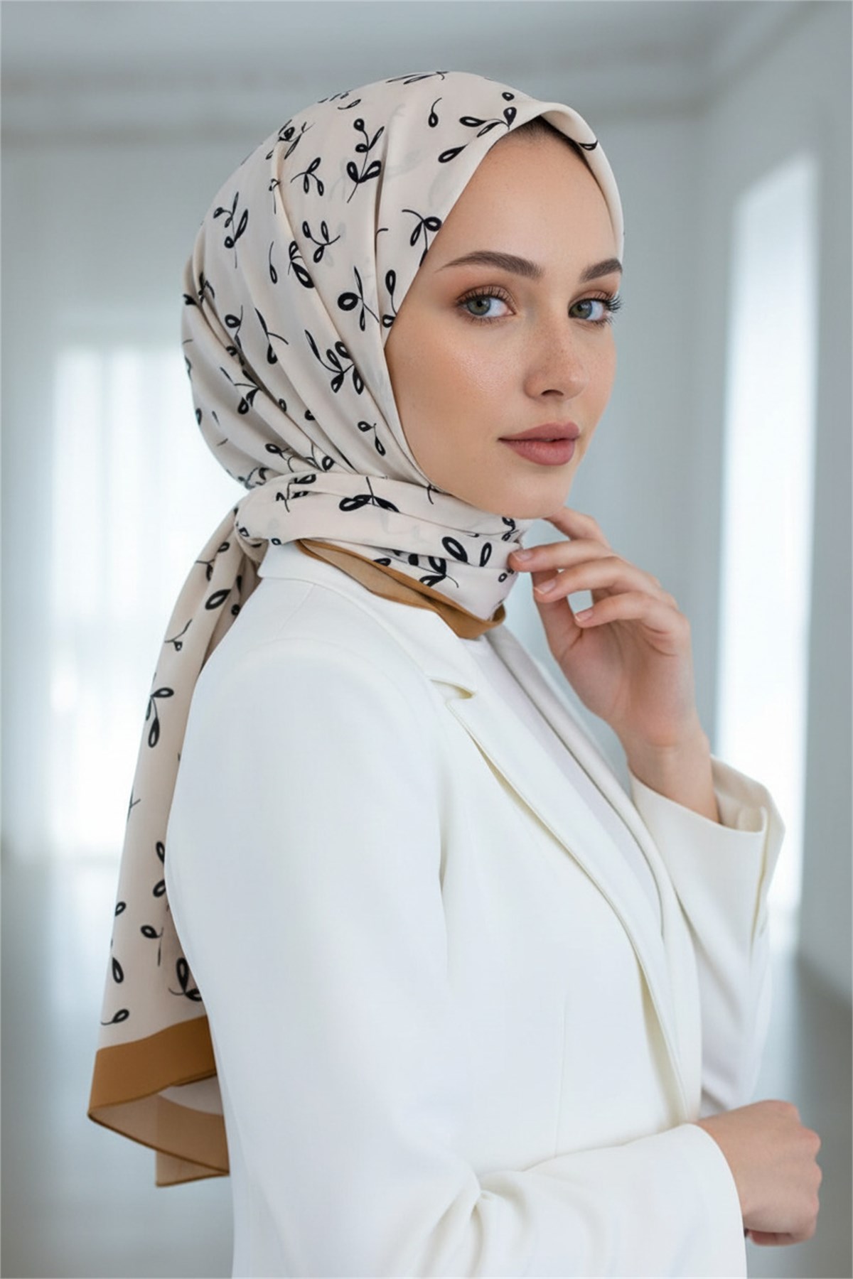 KREP YAPRAK DESENLİ KREM - HARDAL RENKLİ 75X195 KIRIŞMAZ ŞAL