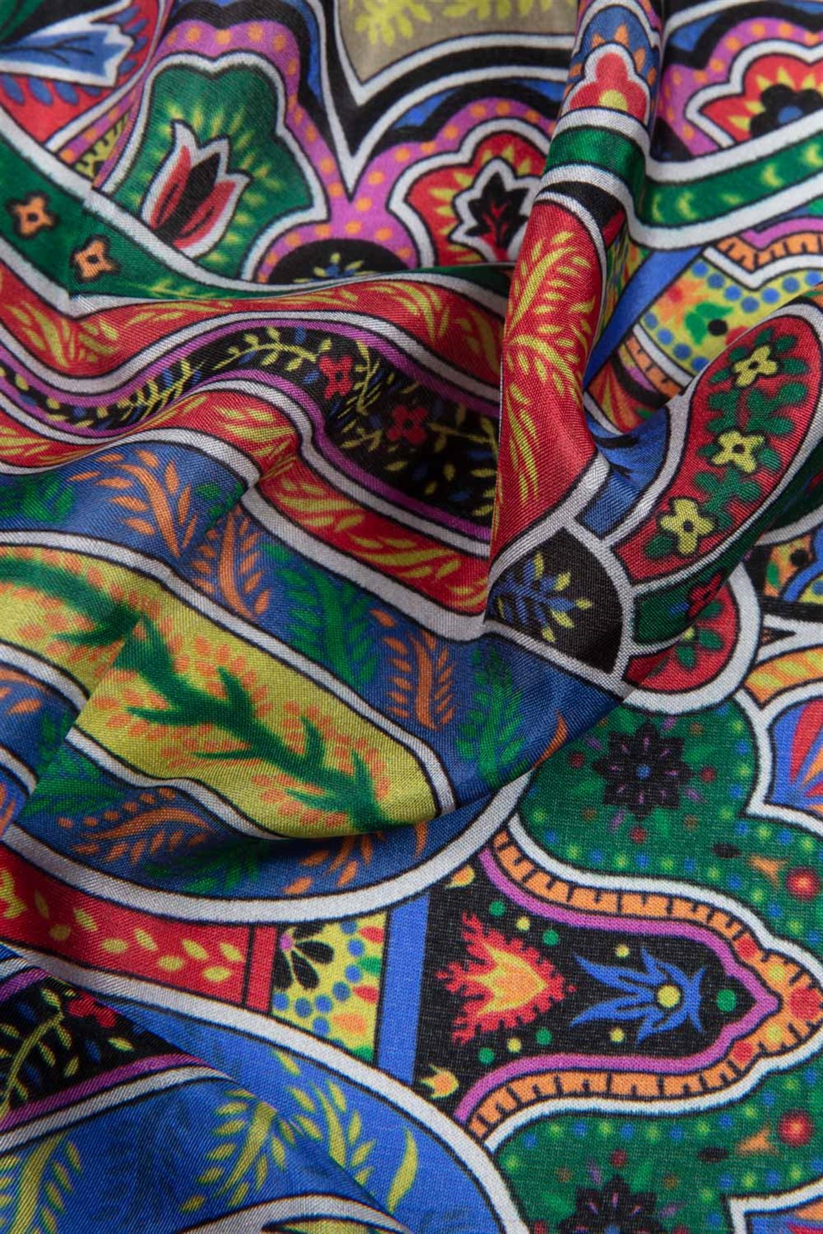 100% İpek Etro Desenli Siyah - Fıstık Yeşili Renkli 92x210 Şal