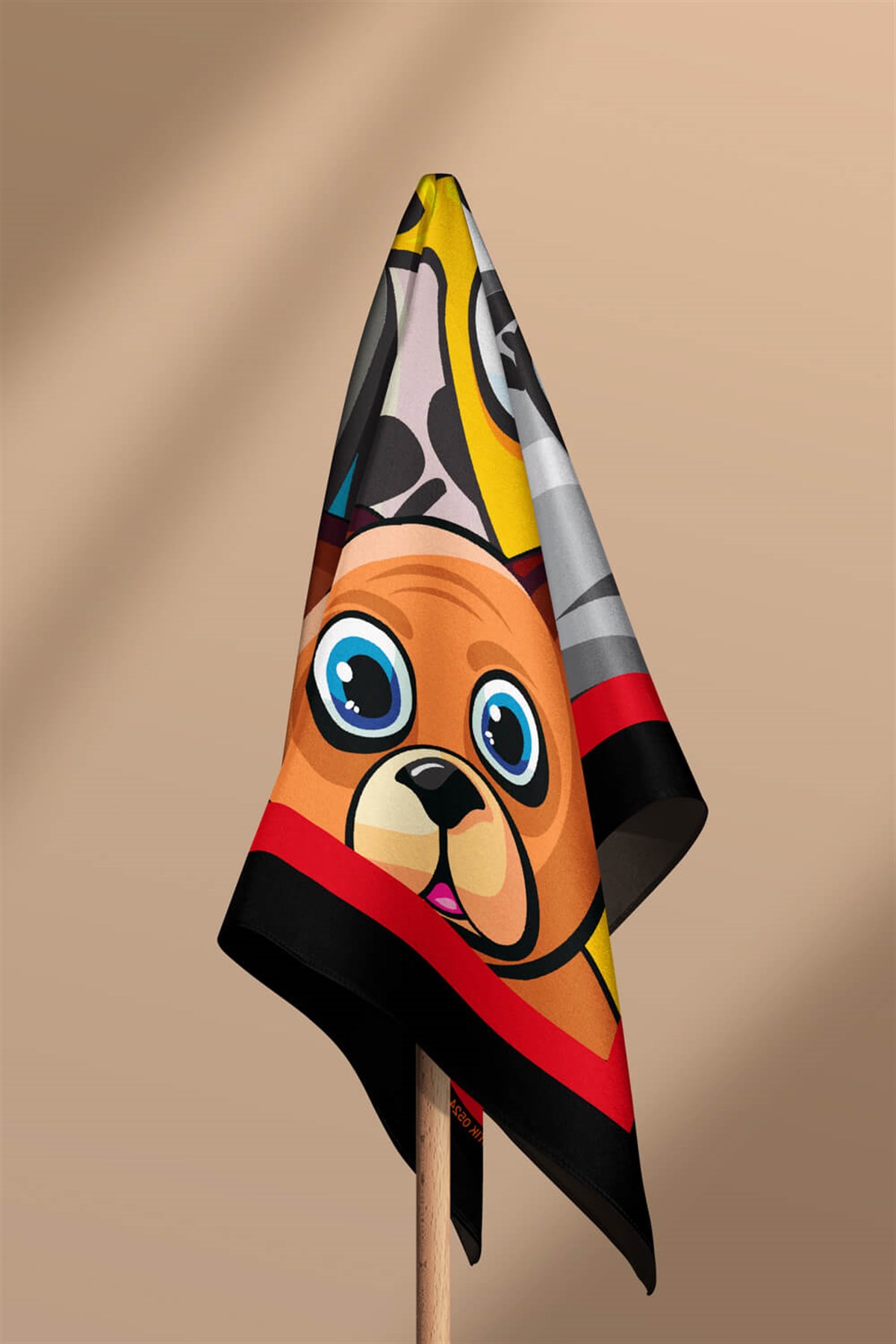 Violla H27 Kadın Karışık Animal Friends Desenli 50x50 Bandana HYL DG0524-22