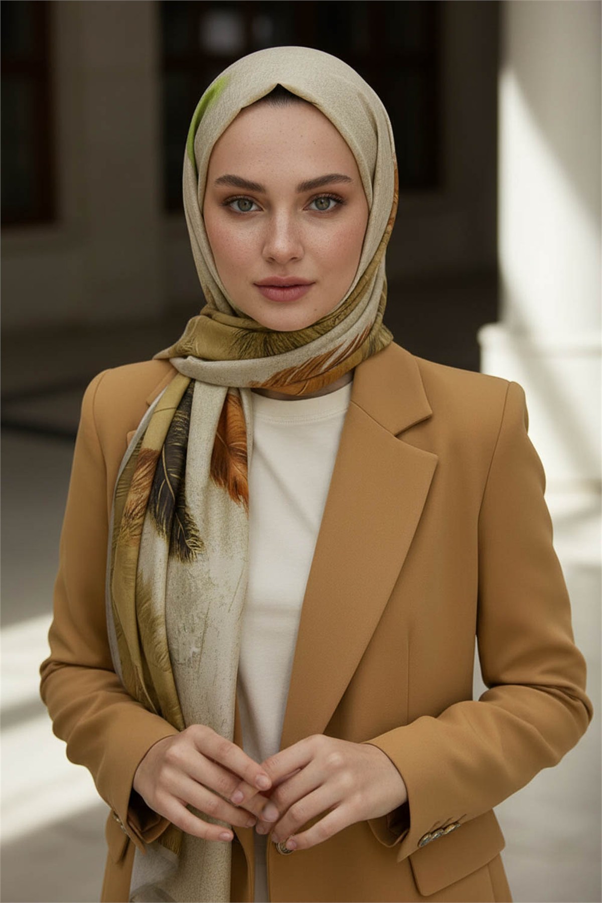KREP YAPRAK DESENLİ BEJ RENKLİ 75X195 KIRIŞMAZ ŞAL