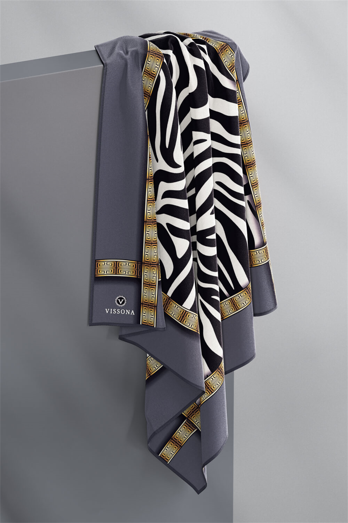 % 57 İPEK % 43 VİSKON Twill İpek Zebra Desenli Gri - Gold Renkli 90x90 Eşarp Dikim Şekli : El Dikişi