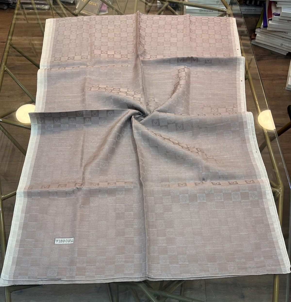 %57 İpek %43 Pamuk Monogram Dokumalı Vizon Renkli 70X190 Yumuşak Dökümlü Şal