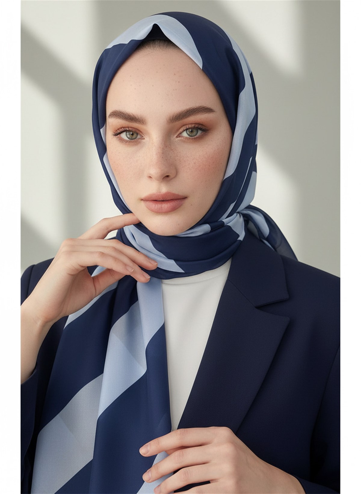 %100 Saf İpek Şal İnce Saten Vual Dokuma Çizgili Desenli Lacivert - Bebe Mavisi Renkli 90x210 Şal