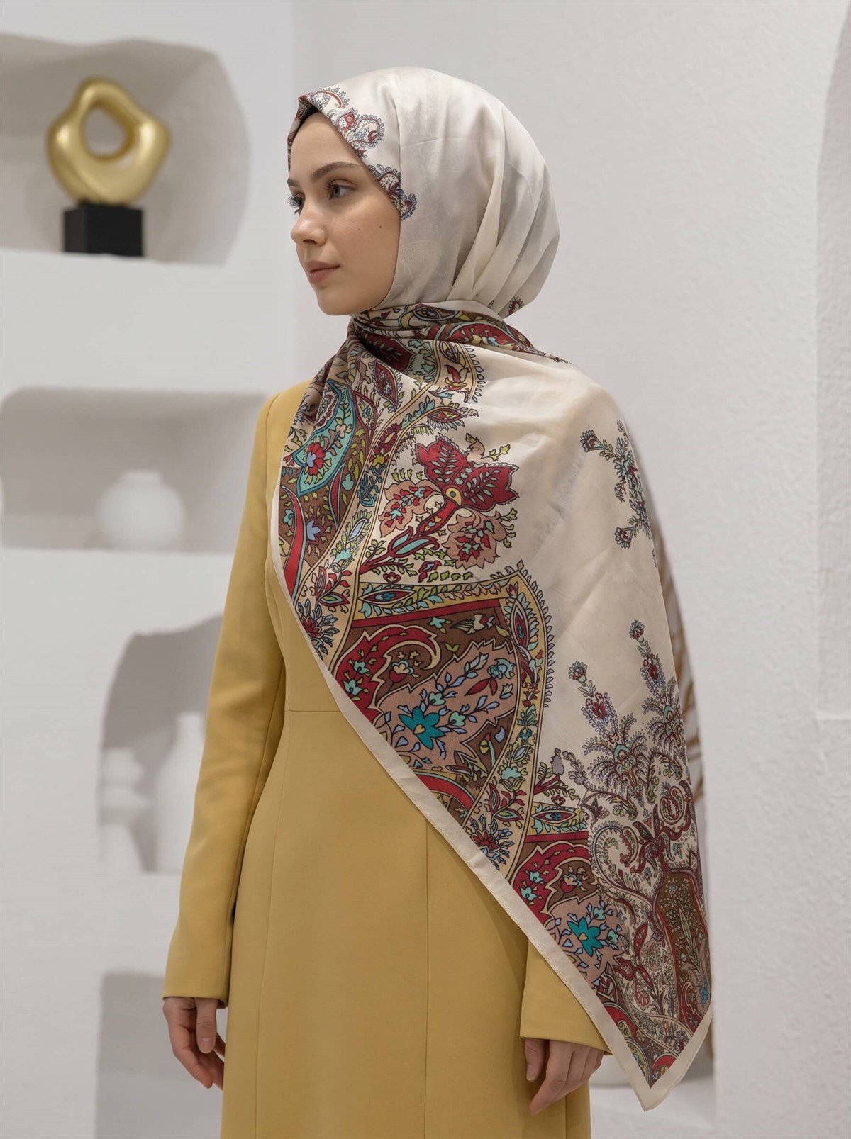 %100 Saf İpek Şal İnce Saten Vual Dokuma Etnik Desenli Krem Renkli 90x210 Şal