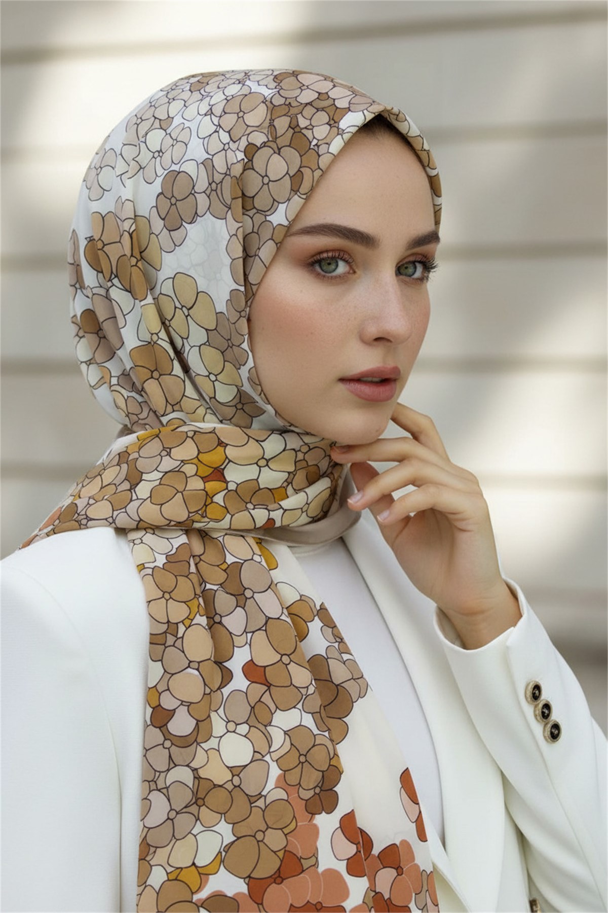 KREP YONCA DESENLİ BEJ RENKLİ 75X195 KIRIŞMAZ ŞAL