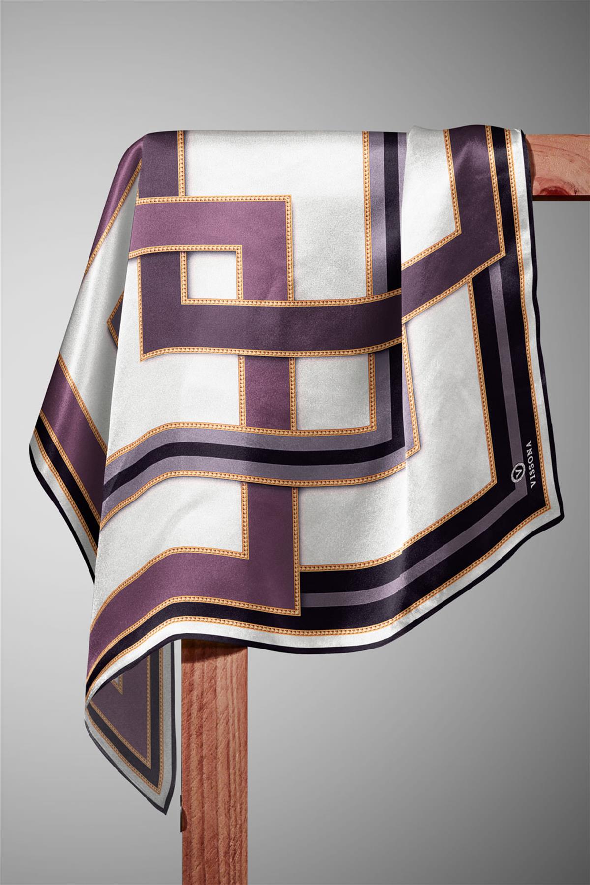 %100 Twill İpek Geometrik Desenli Leylak - Mor Renkli 90x90 Eşarp Dikim Şekli : El Dikişi