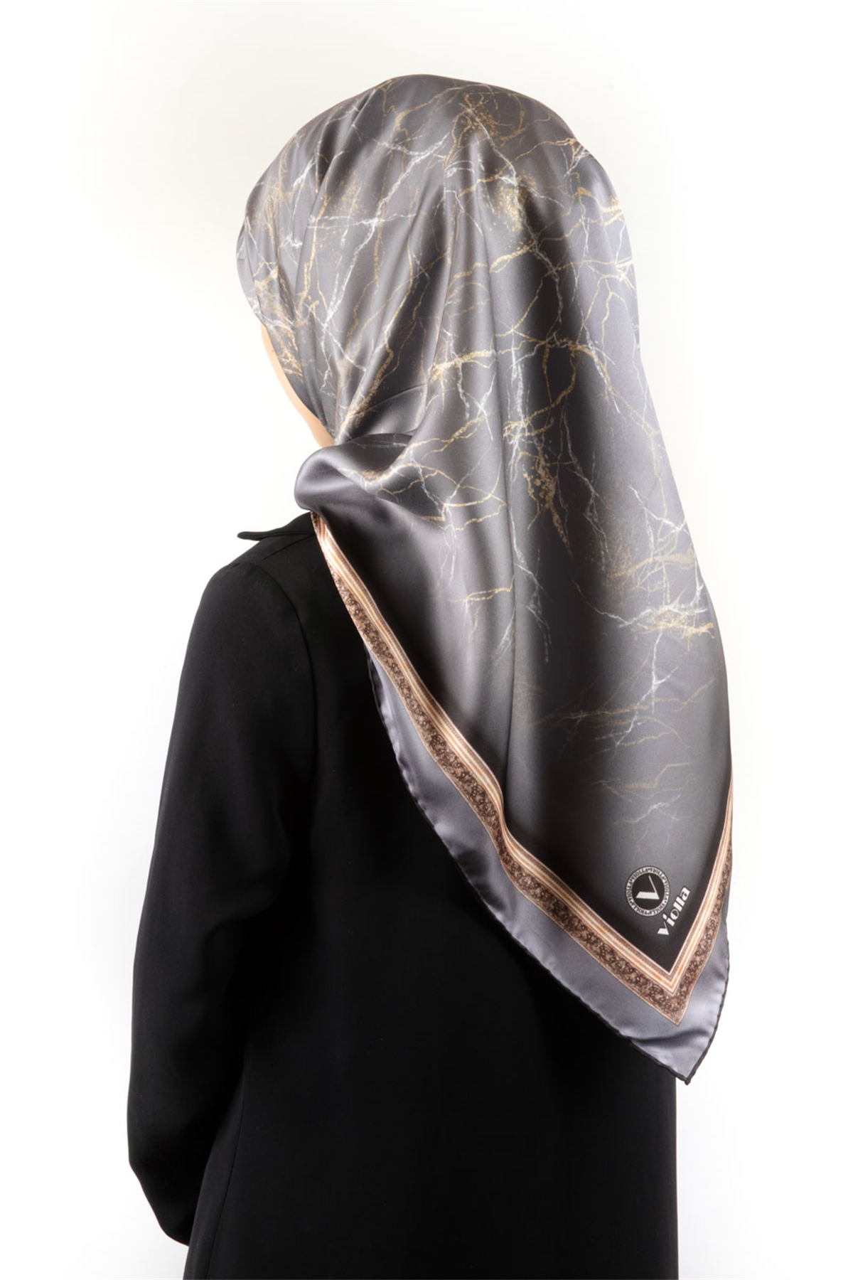 Twill Barok Çerçeveli Mermer Desenli Gri Renkli 90x90 Eşarp (İpek İçermez) Kenar Dikiş Şekli El Dikişli