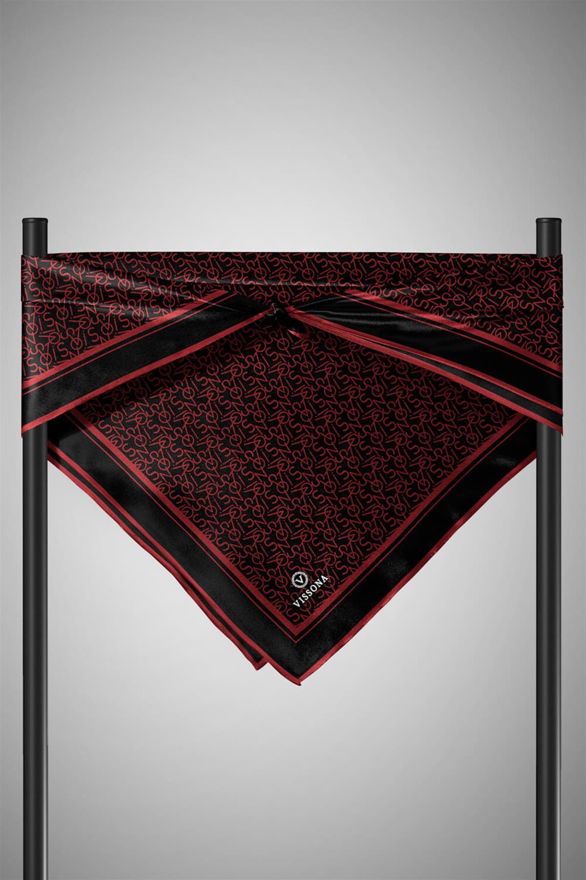 %100 Twill İpek Harf Desenli Siyah - Kırmızı Renkli 90x90 Eşarp Dikim Şekli : El Dikişi