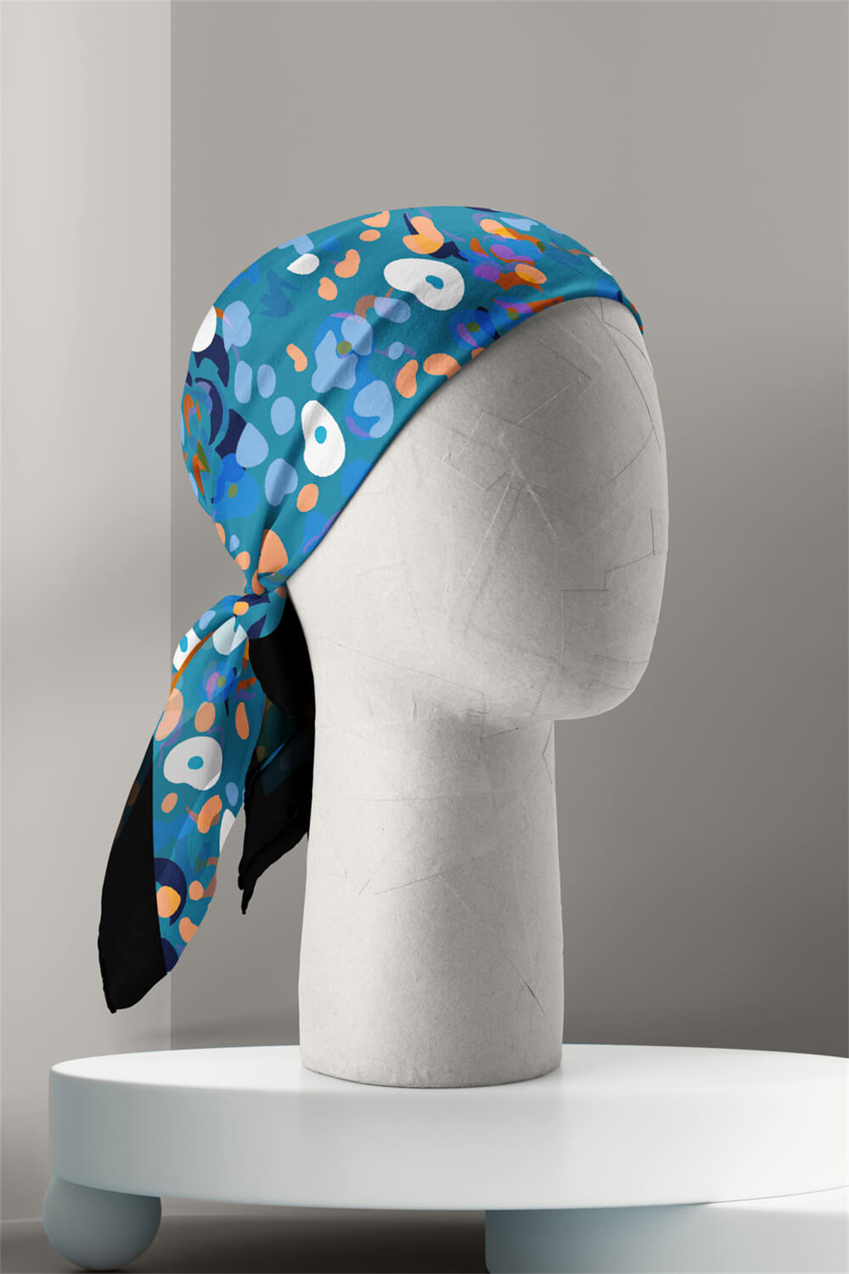 B112 Kadın Mavi Game Desenli 50x50 Bandana