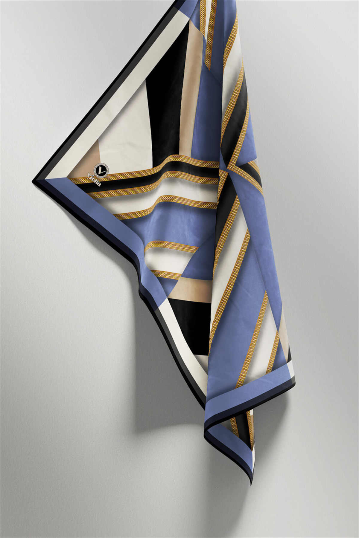 Twill Geometrik Desenli İndigo Renkli 90x90 Eşarp (İpek İçermez) Dikim Şekli : El Dikişi