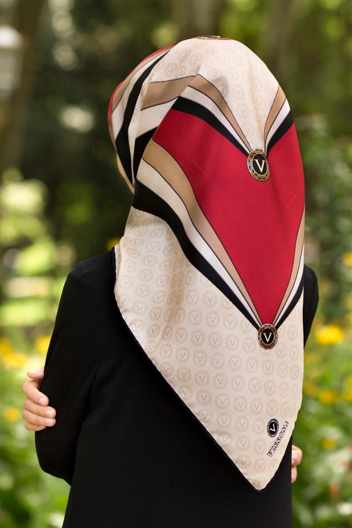 %100 Twill İpek Monogram Ve Geometrik Desenli Bordo - Krem Renkli 90x90 Eşarp Dikim Şekli : El Dikişi