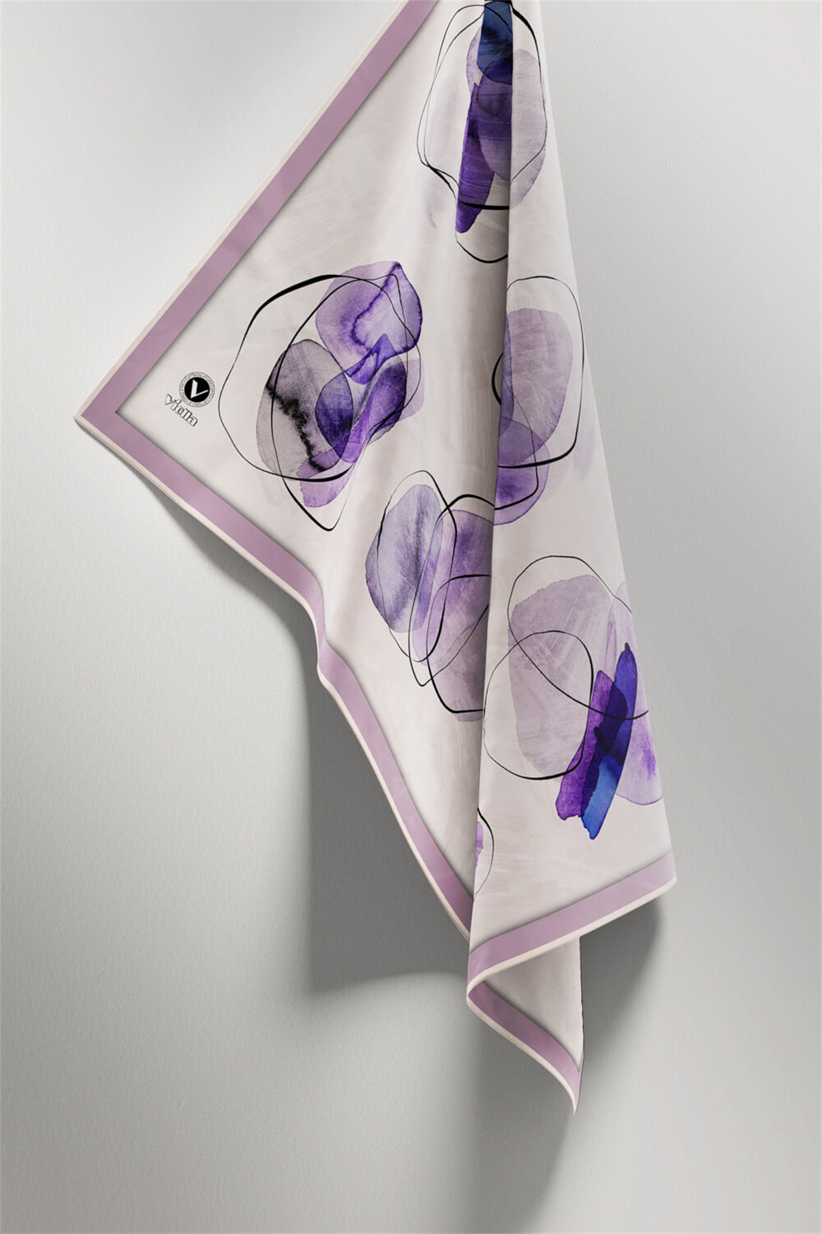 Twill Sulu Boya Geometrik Desenli Lila Renkli 90x90 Eşarp (İpek İçermez) Kenar Dikiş Şekli El Dikişli