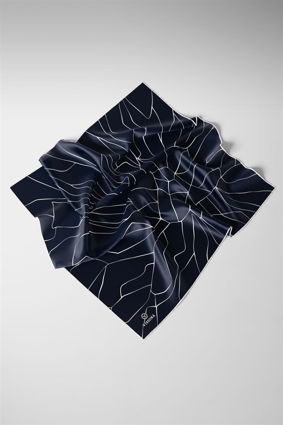 %100 Twill İpek Çizgi Desenli Lacivert - Krem Renkli 90x90 Eşarp Dikim Şekli : El Dikişi