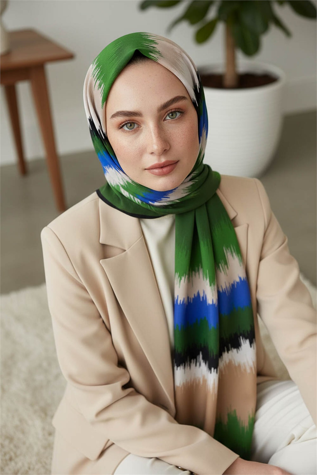 KREP FREKANS DESENLİ ZÜMRÜT YEŞİLİ RENKLİ 75X195 KIRIŞMAZ ŞAL