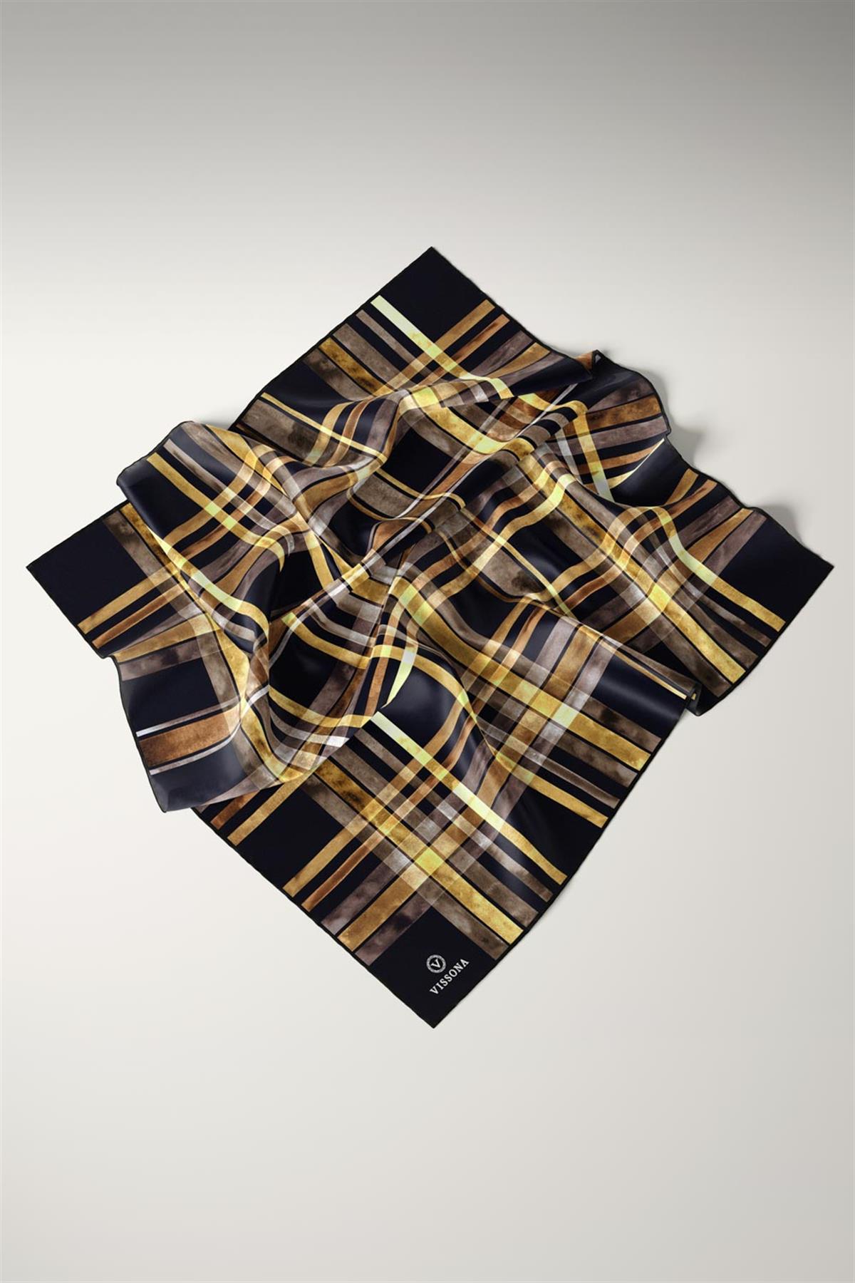 %100 Twill İpek Ekose Desenli Siyah - Gold  Renkli 90x90 Eşarp Kenar Dikiş Şekli El Dikişli