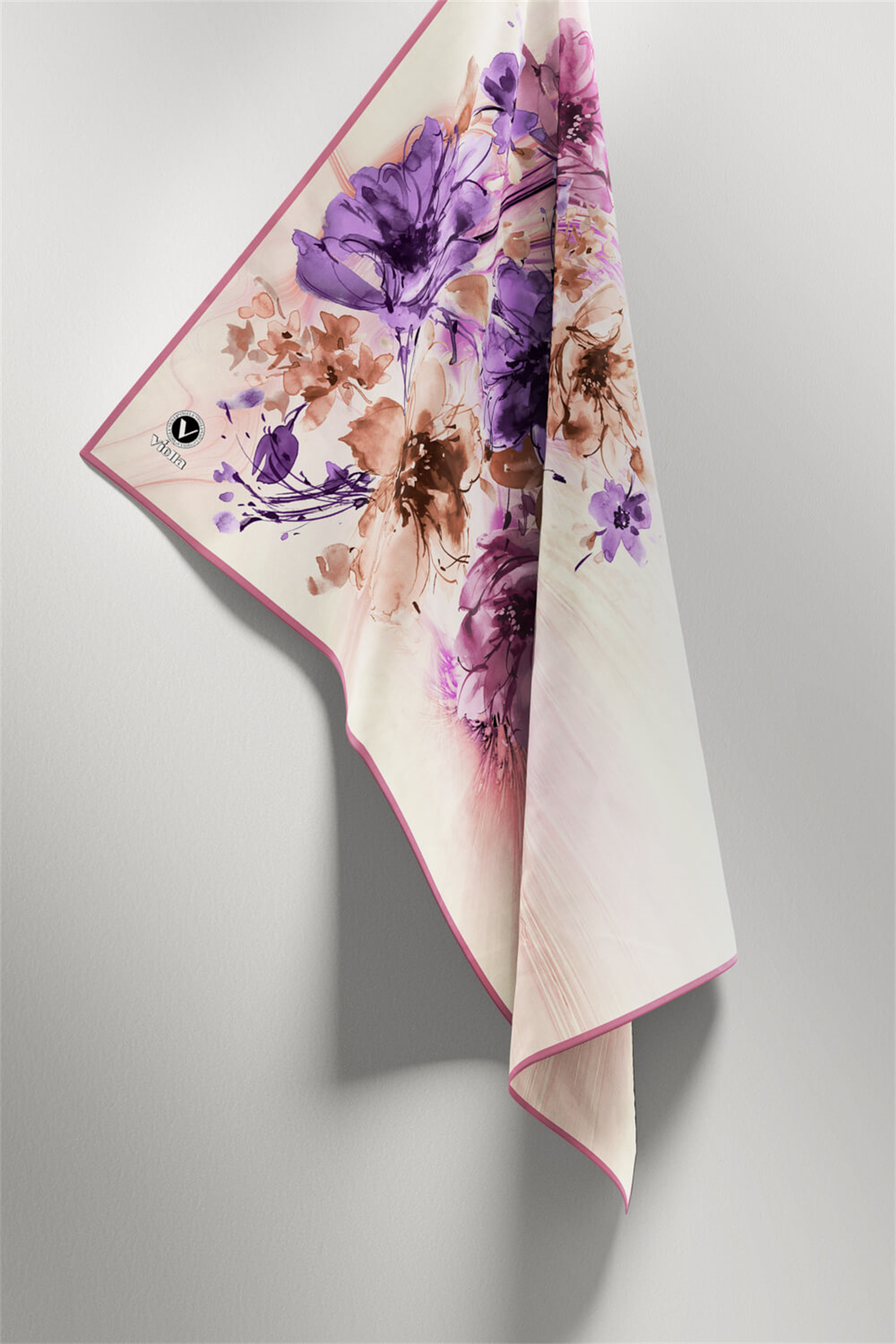 Twill Çiçek Desenli Pembe Renkli 90x90 Eşarp (İpek İçermez) Kenar Dikiş Şekli El Dikişli