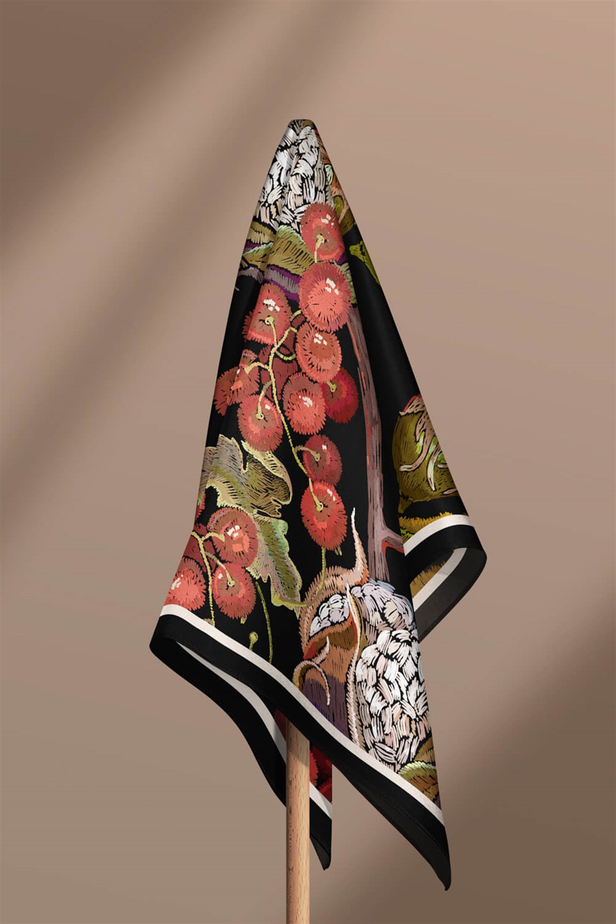 F99 Vissona Kuş Desenli İpek Bandana