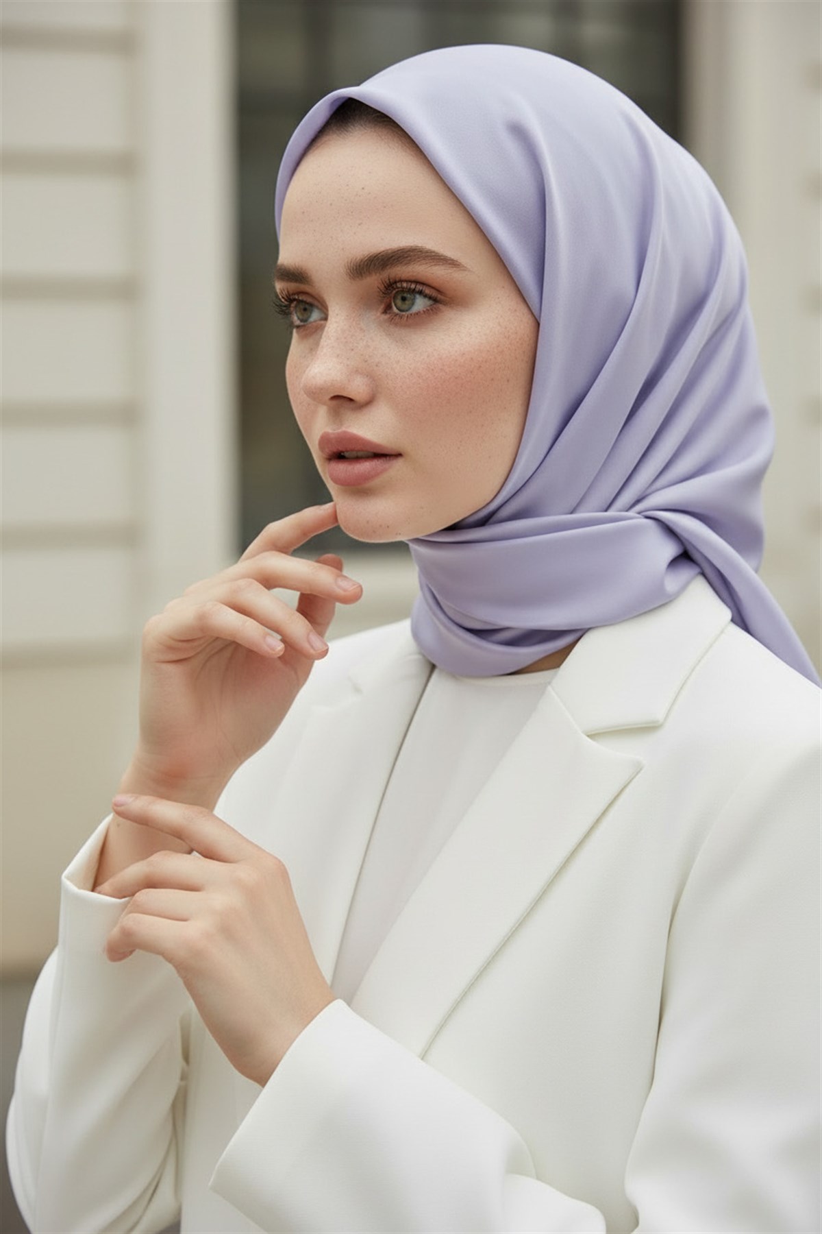 Viskon Twill İpek Az Hatalı Lila Renkli 90x90 Düz Eşarp Dikim Şekli : El Dikişi