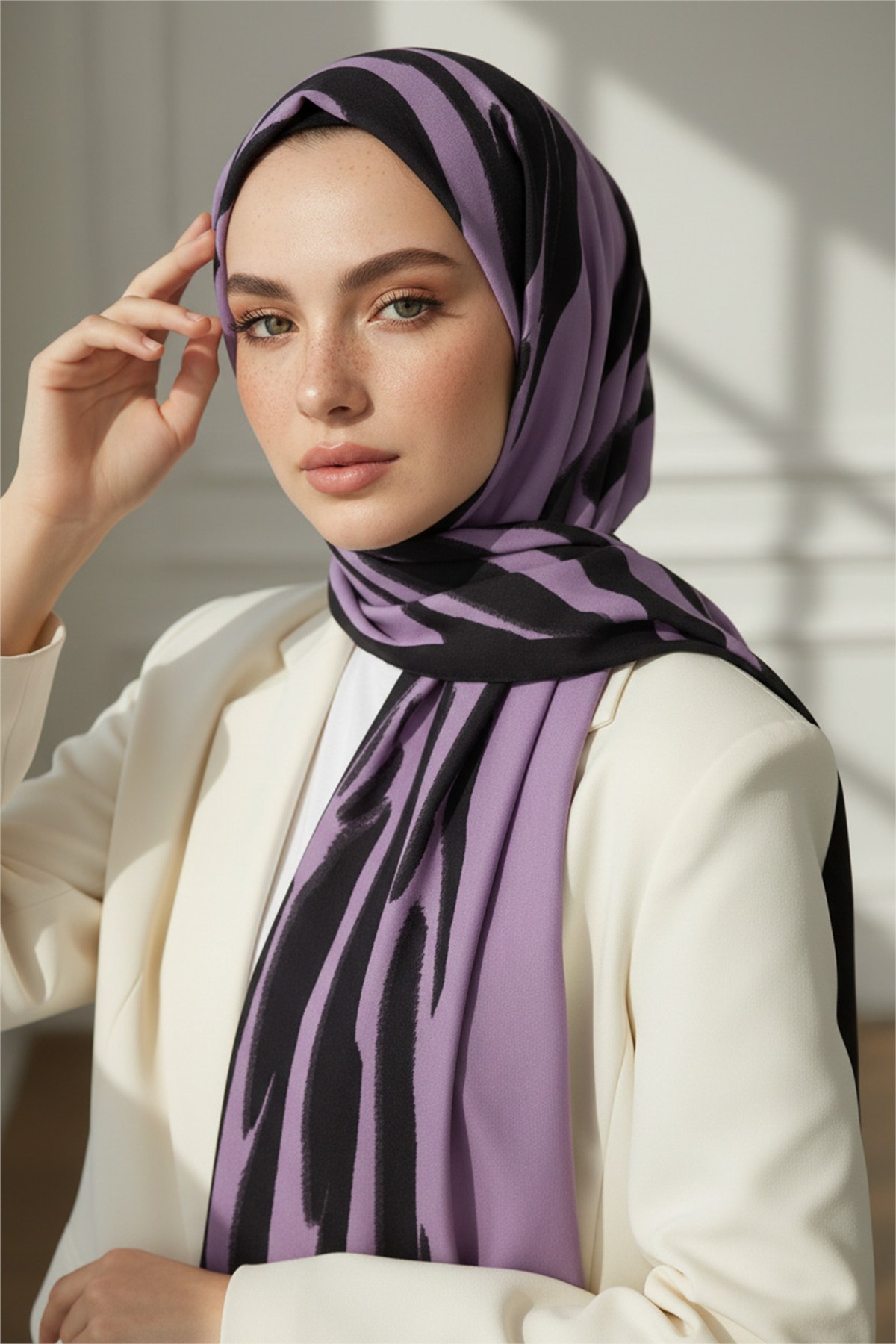 KREP GEOMETRİK DESENLİ LİLA RENKLİ 75X195 KIRIŞMAZ ŞAL