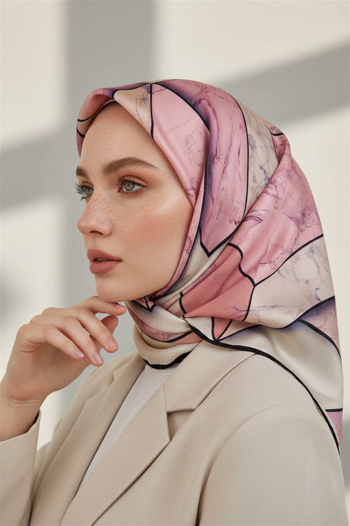 %100 Twill İpek Mermer Desenli Somon - Pudra Renkli 90x90 Eşarp Dikim Şekli : El Dikişi