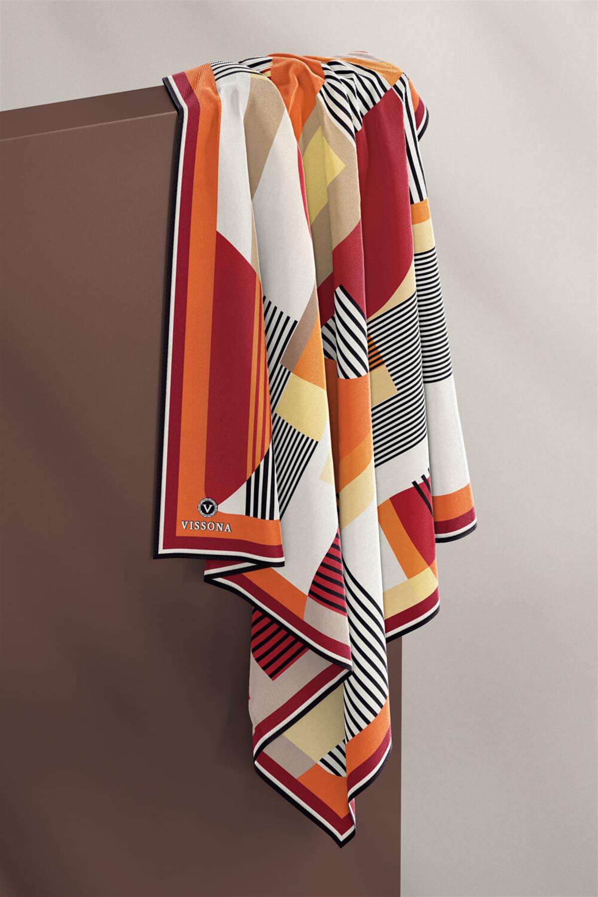 100% Twill İpek Geometrik Desenli Taba - Bej Renkli 90x90 Dikim Şekli : El Dikişi Eşarp