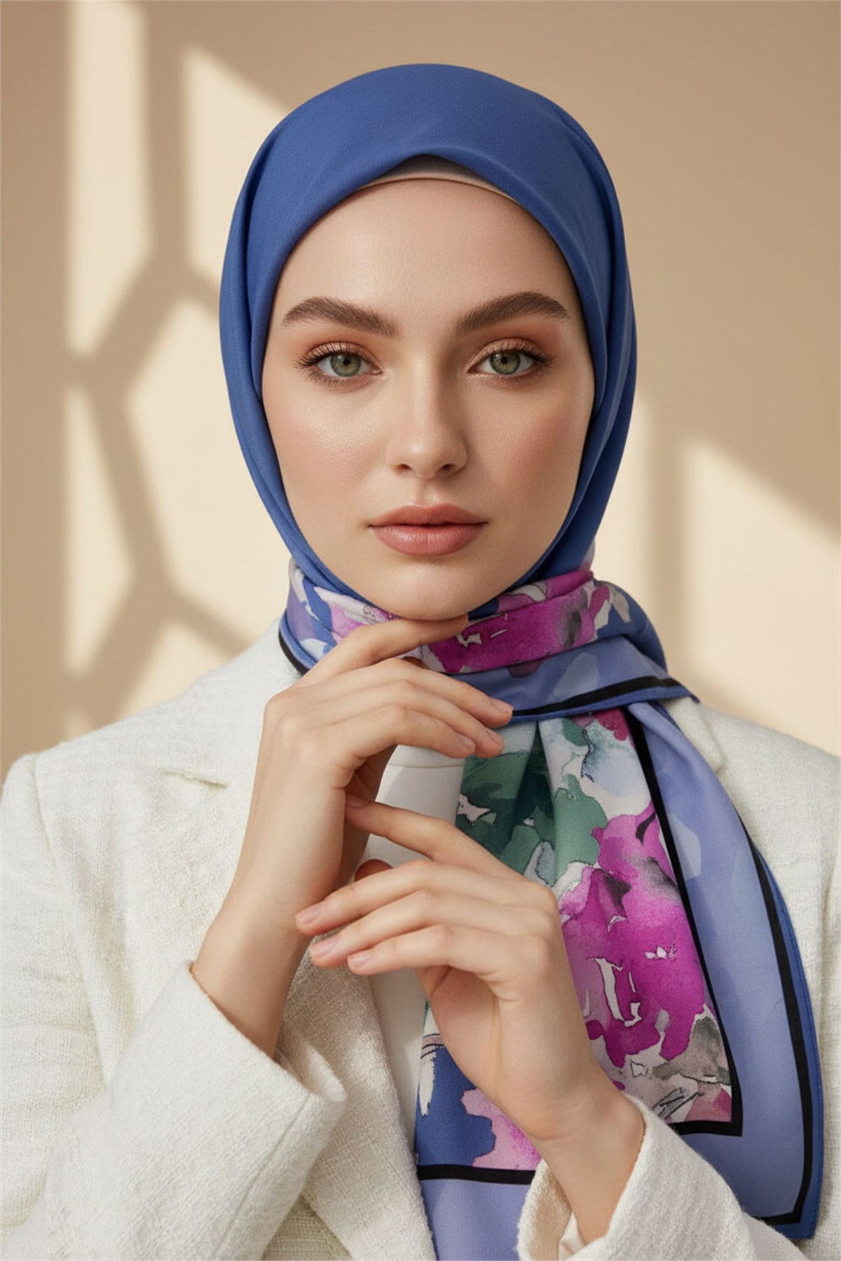 KREP ÇİÇEK DESENLİ İNDİGO - MÜRDÜM RENKLİ 75X195 KIRIŞMAZ ŞAL