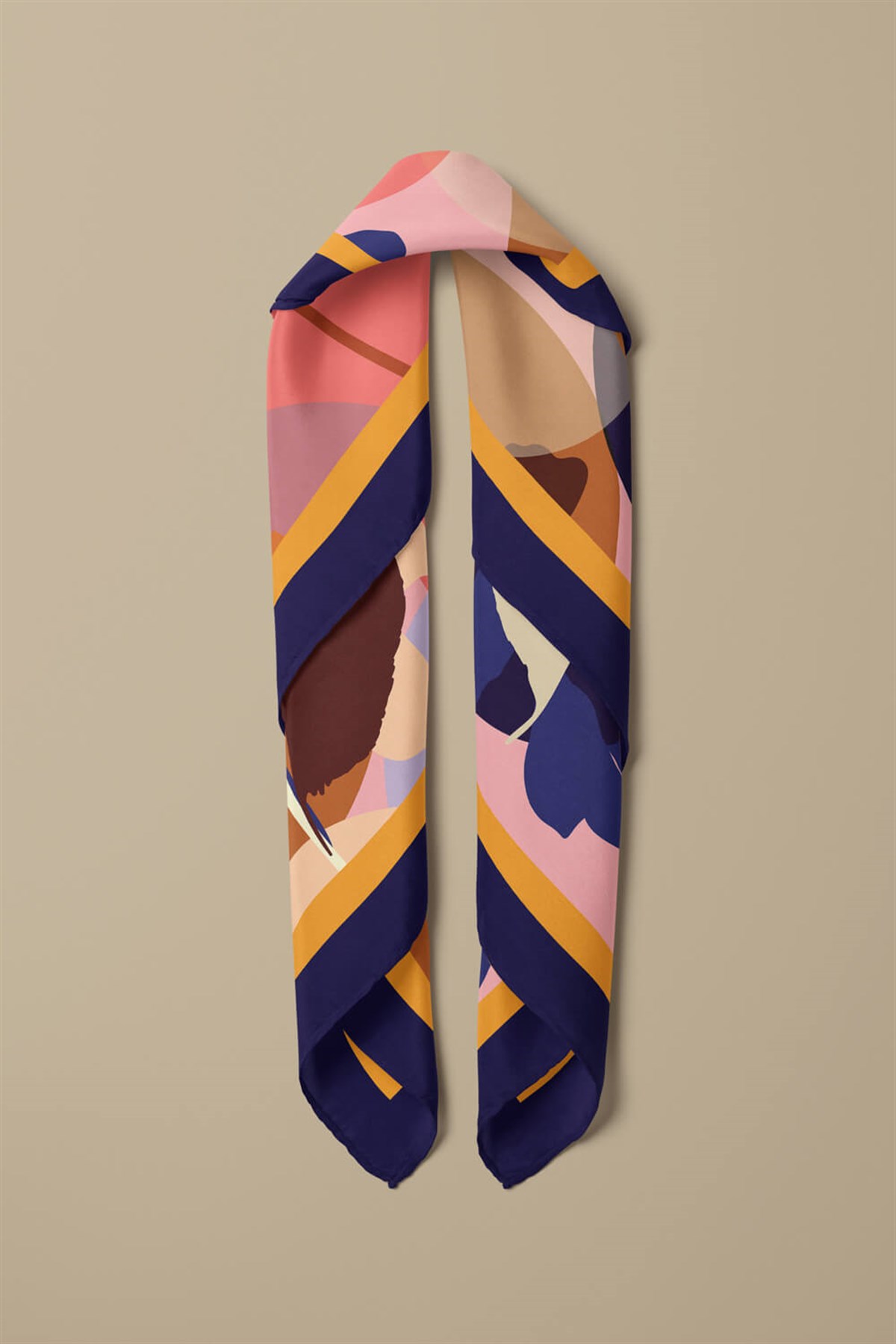 Violla Z23 Kadın Kahverengi Krem Lale Desenli 50x50 Bandana - DG0887
