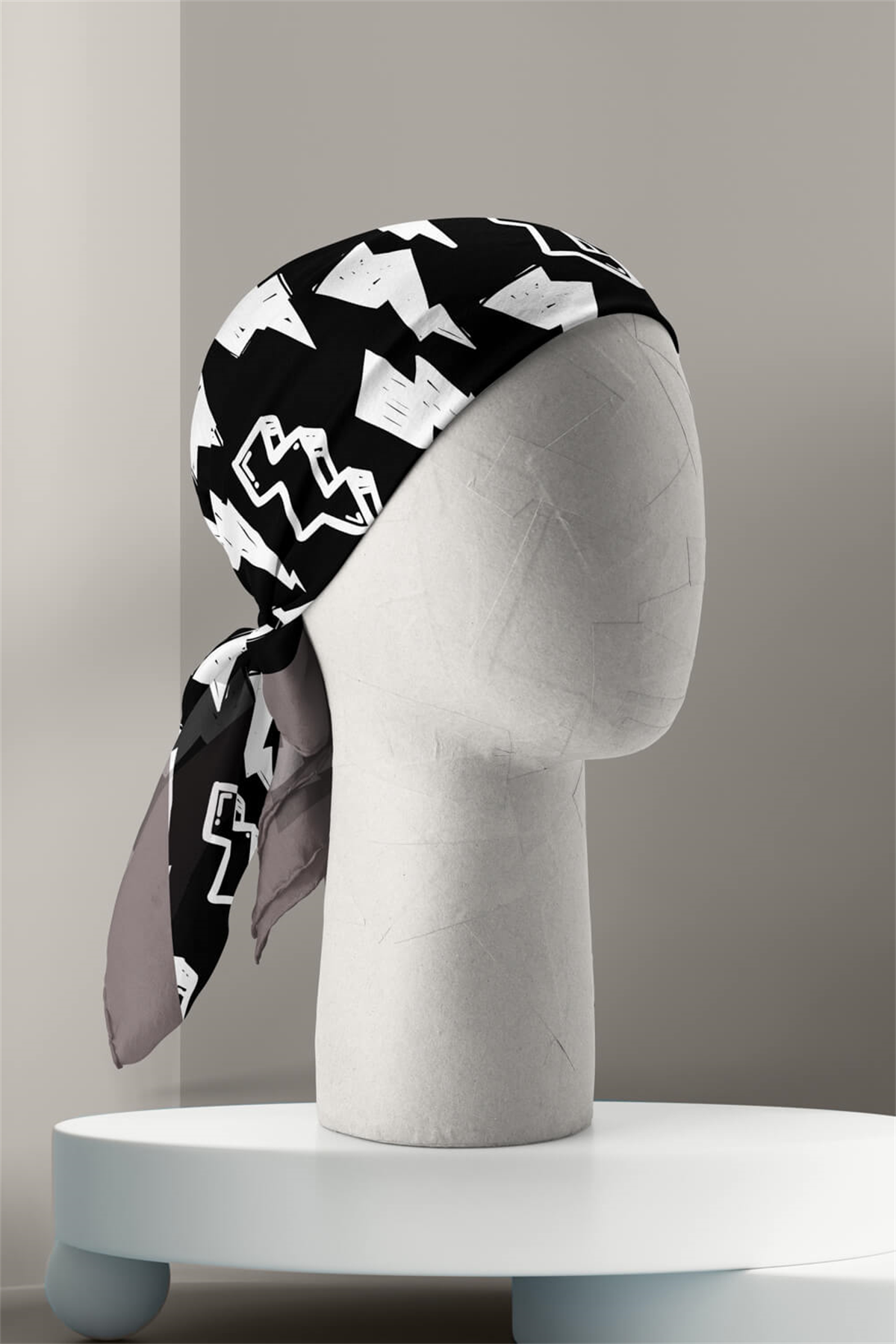 Y75 Kadın Şimşek Desenli Bandana 50x50 Siyah DG0150-22