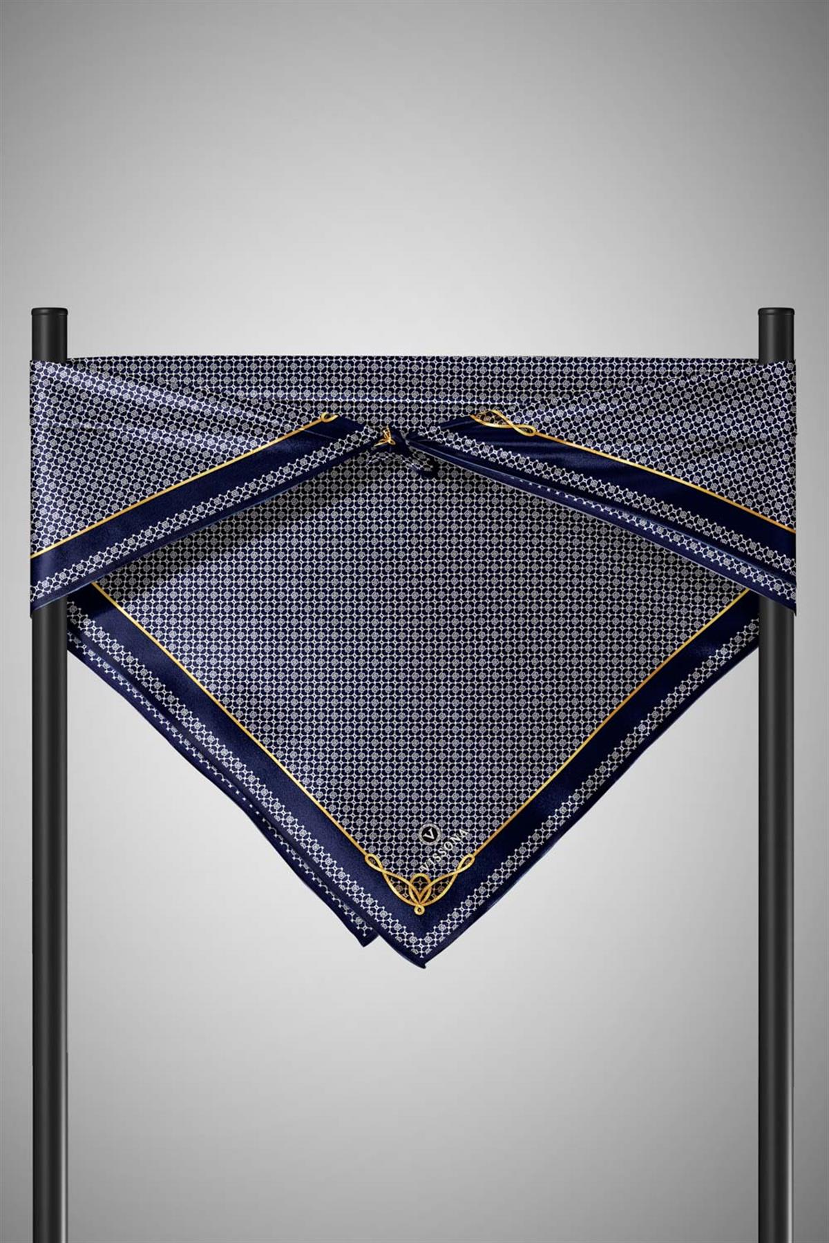 %100 Twill İpek Minik Motif Desenli Lacivert - Lacivert Renkli 90x90 Eşarp Dikim Şekli : El Dikişi