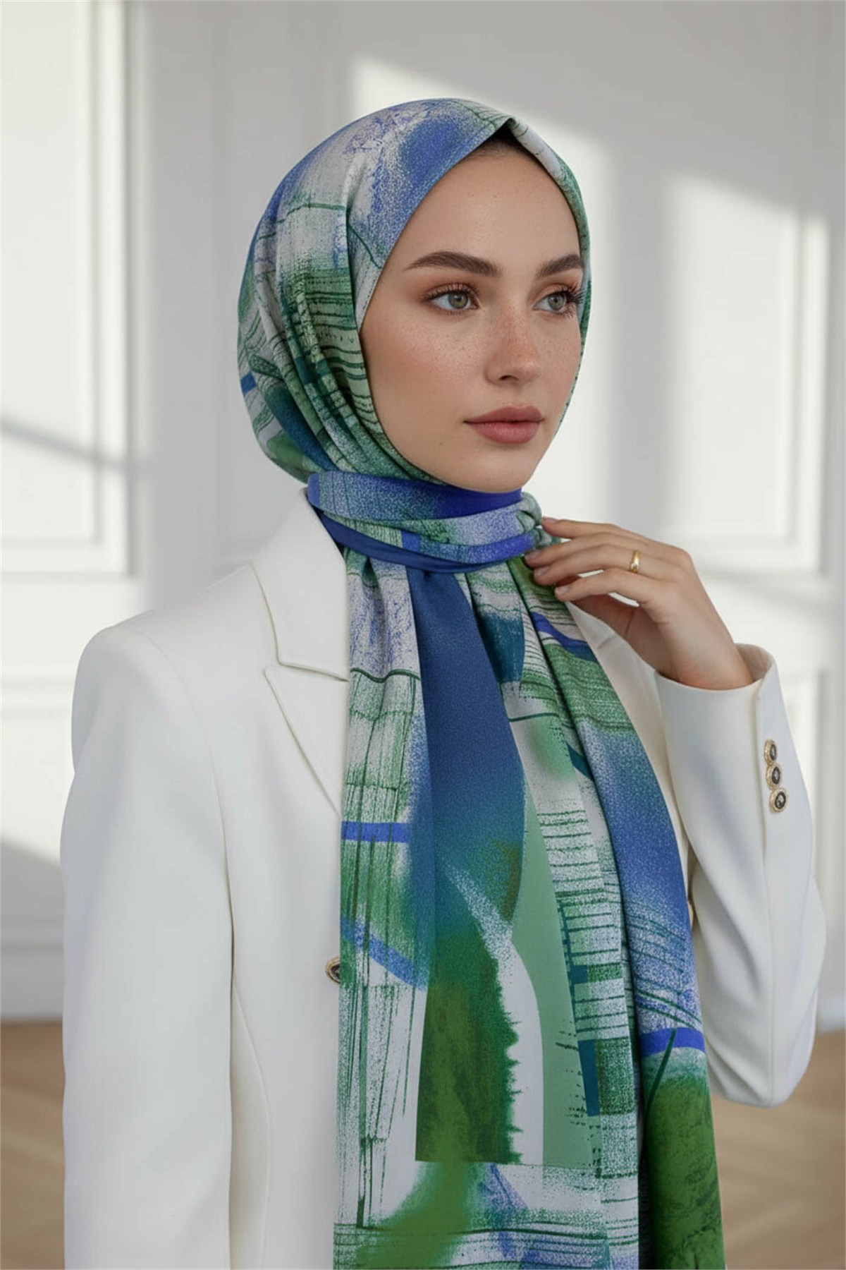 KREP GEOMETRİK DESENLİ SAKS RENKLİ 75X195 KIRIŞMAZ ŞAL