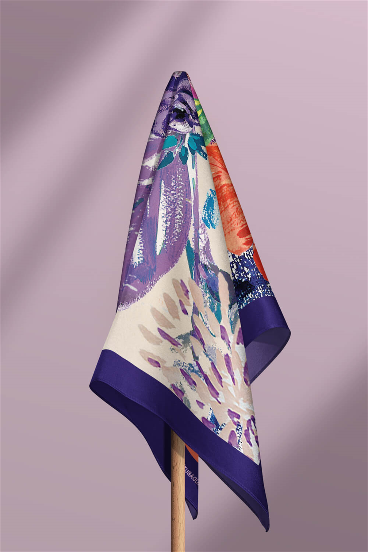 Kadın Lila Turuncu Blatt Desenli 50x50 Bandana