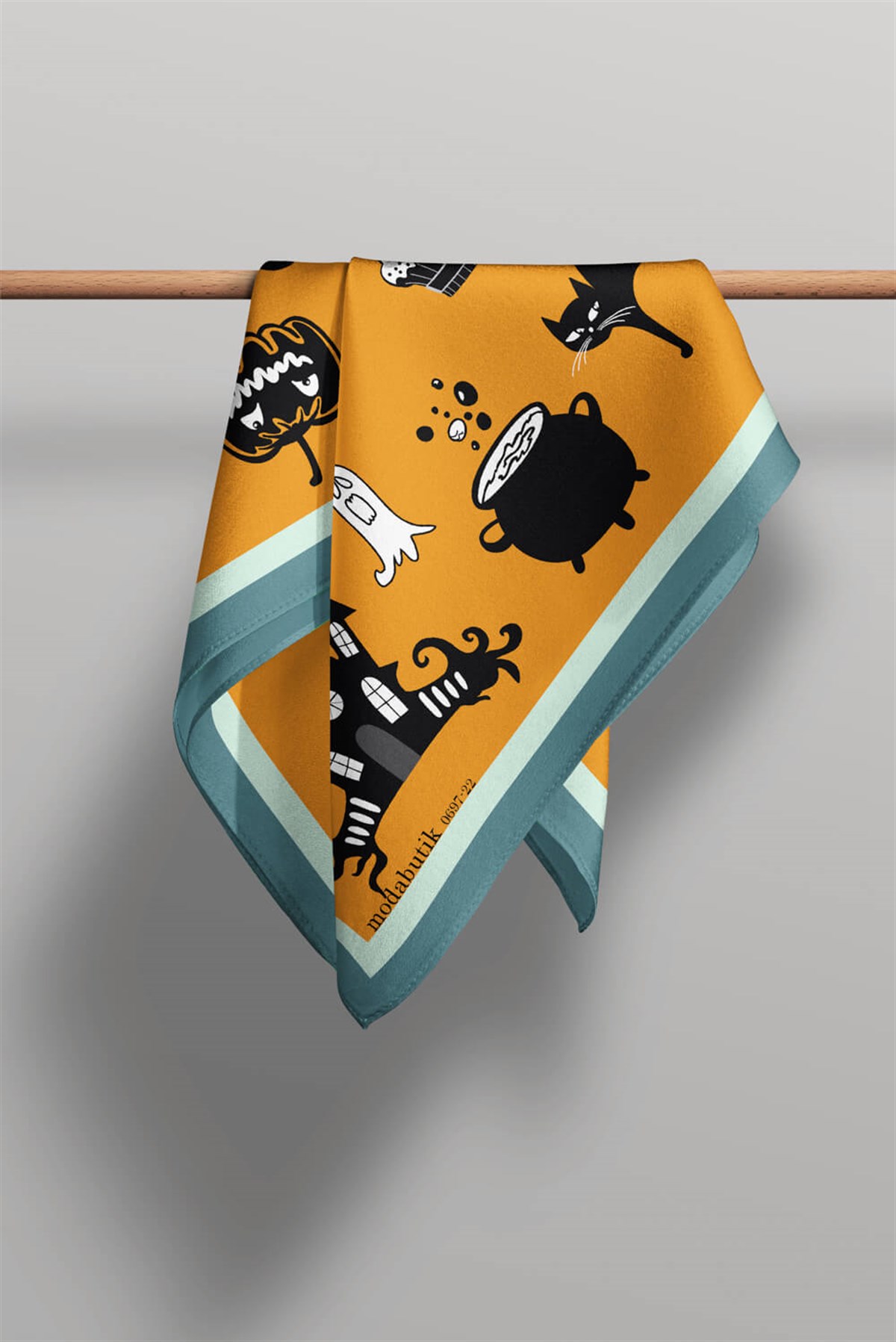 Violla Kadın Hardal Trick or Treat Desenli 50x50 Bandana DG0697-22
