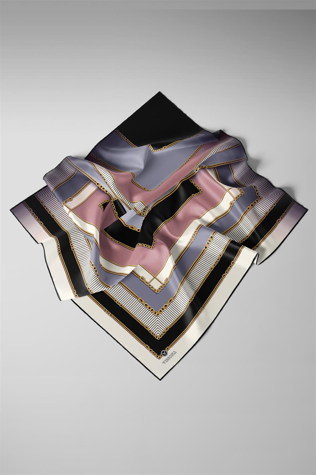 %100 Twill İpek Zincir Detaylı Geometrik Desenli Gri - Pudra Renkli 90x90 Eşarp Dikim Şekli : El Dikişi