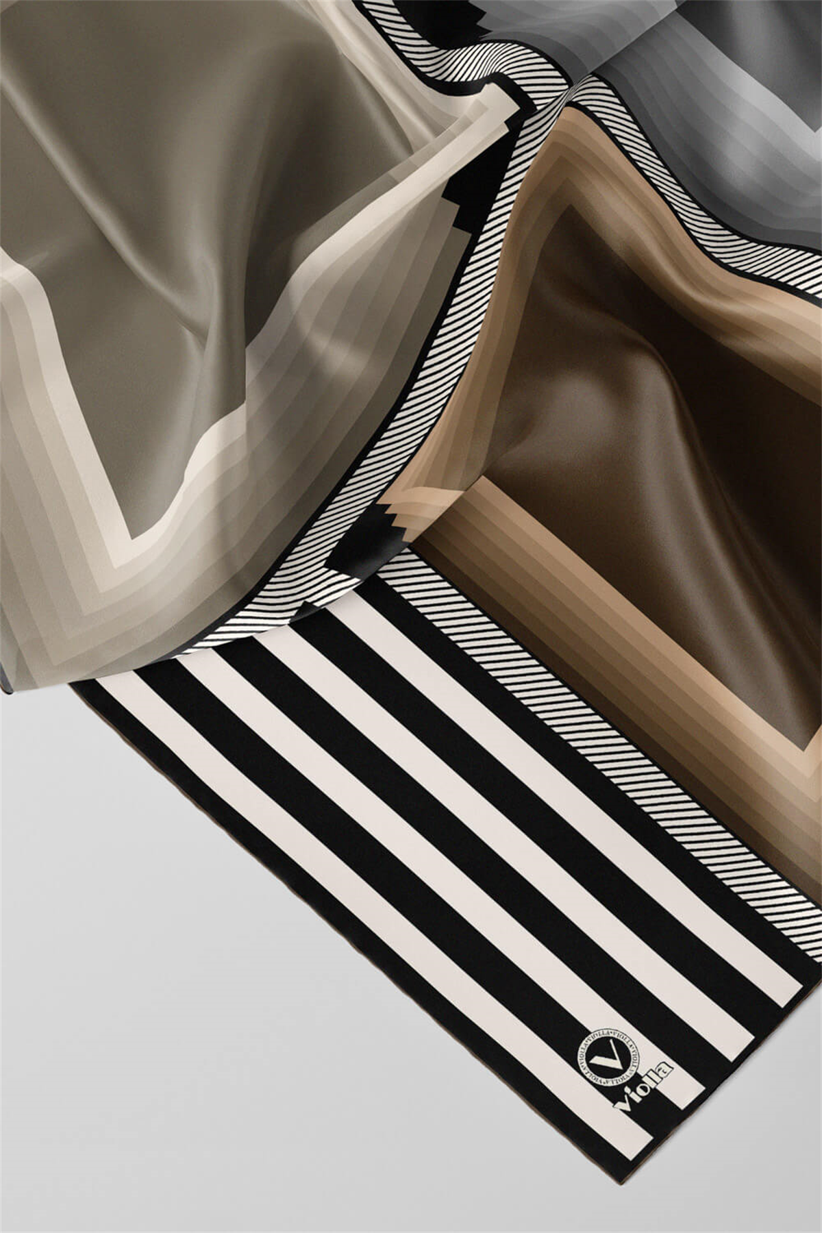 Twill Geometrik Desenli Vizon Renkli 90x90 Eşarp (İpek İçermez) Kenar Dikiş Şekli El Dikişli