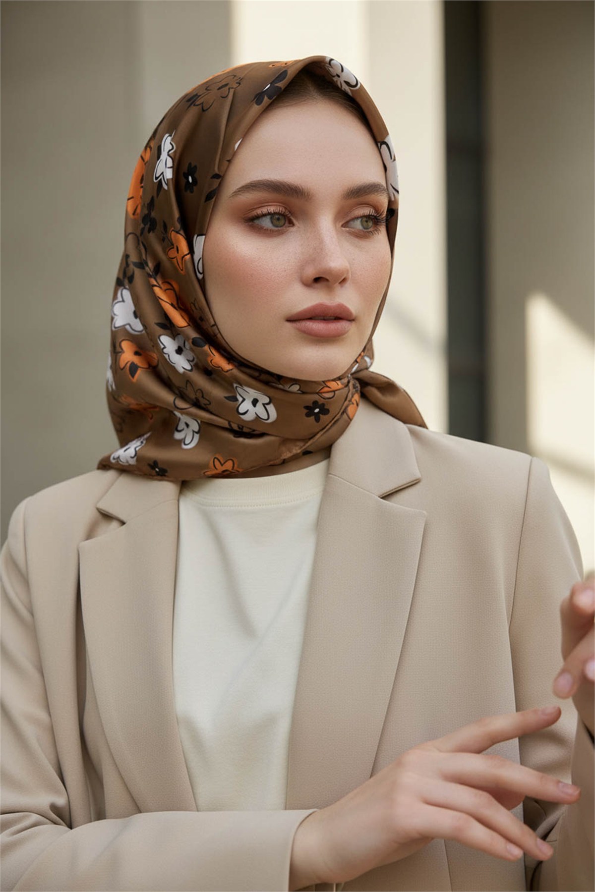 Rayon Papatya Desenli Vizon Renkli 90x90 Eşarp (İpek İçermez) Kenar Dikiş Şekli El Dikişli