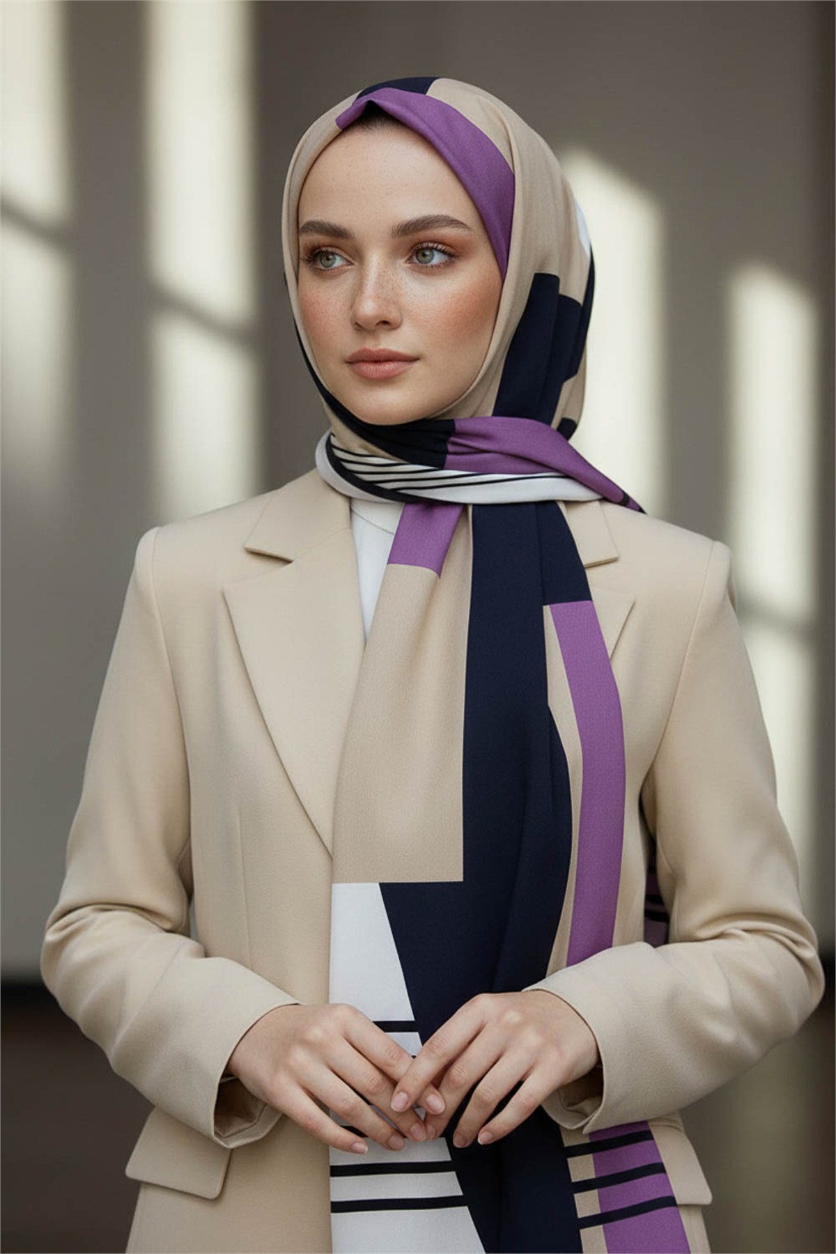KREP GEOMETRİK DESENLİ LİLA RENKLİ 75X195 KIRIŞMAZ ŞAL