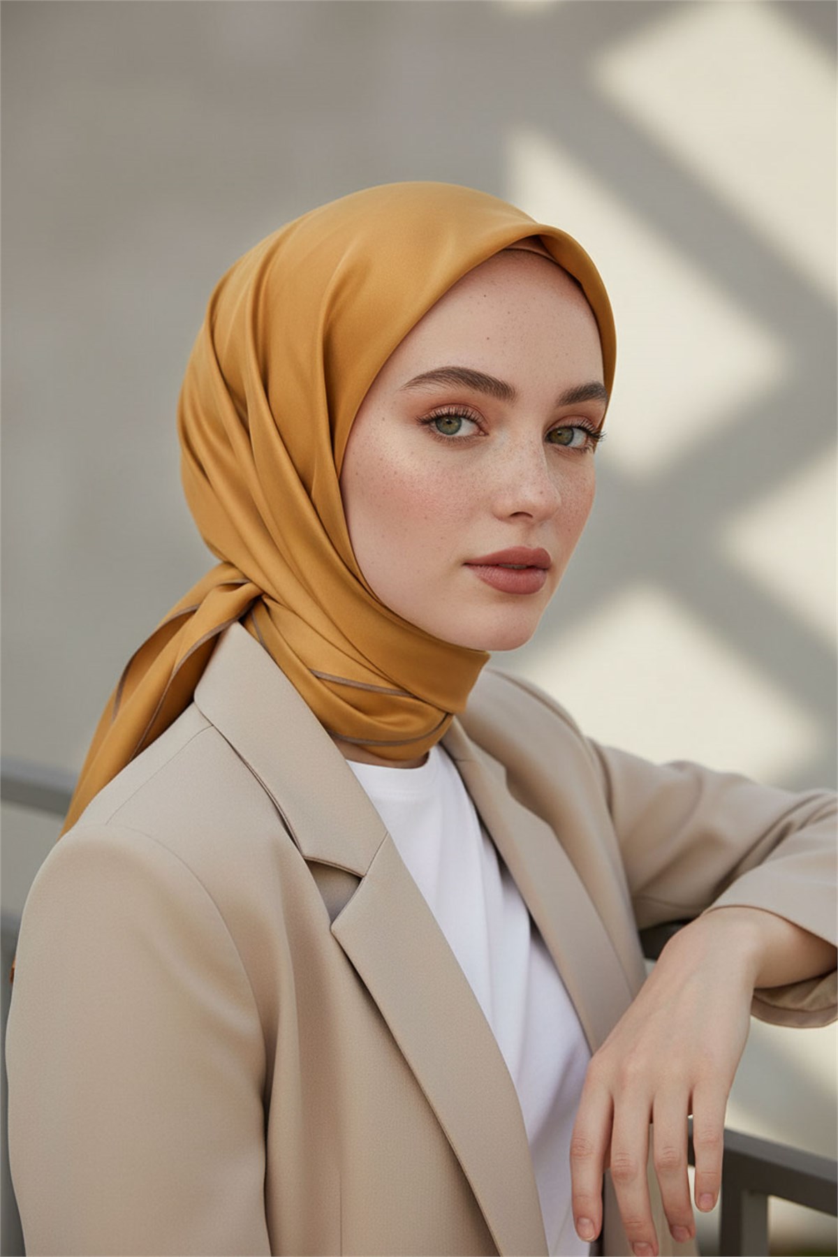 %100 Saf İpek Twill Eşarp 90x90 – Düz Renk, Kaymayan Tok Dokulu, El Dikişli