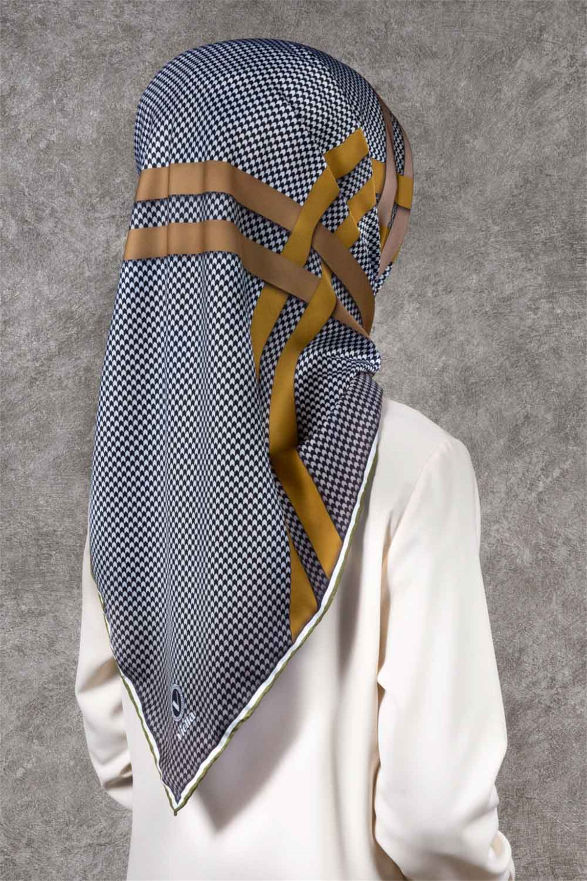 Twill Çizgili Pötikareli Çizgili Desenli Haki Yeşili - Fıstık Yeşili Renkli 90x90 Eşarp (İpek İçermez)
