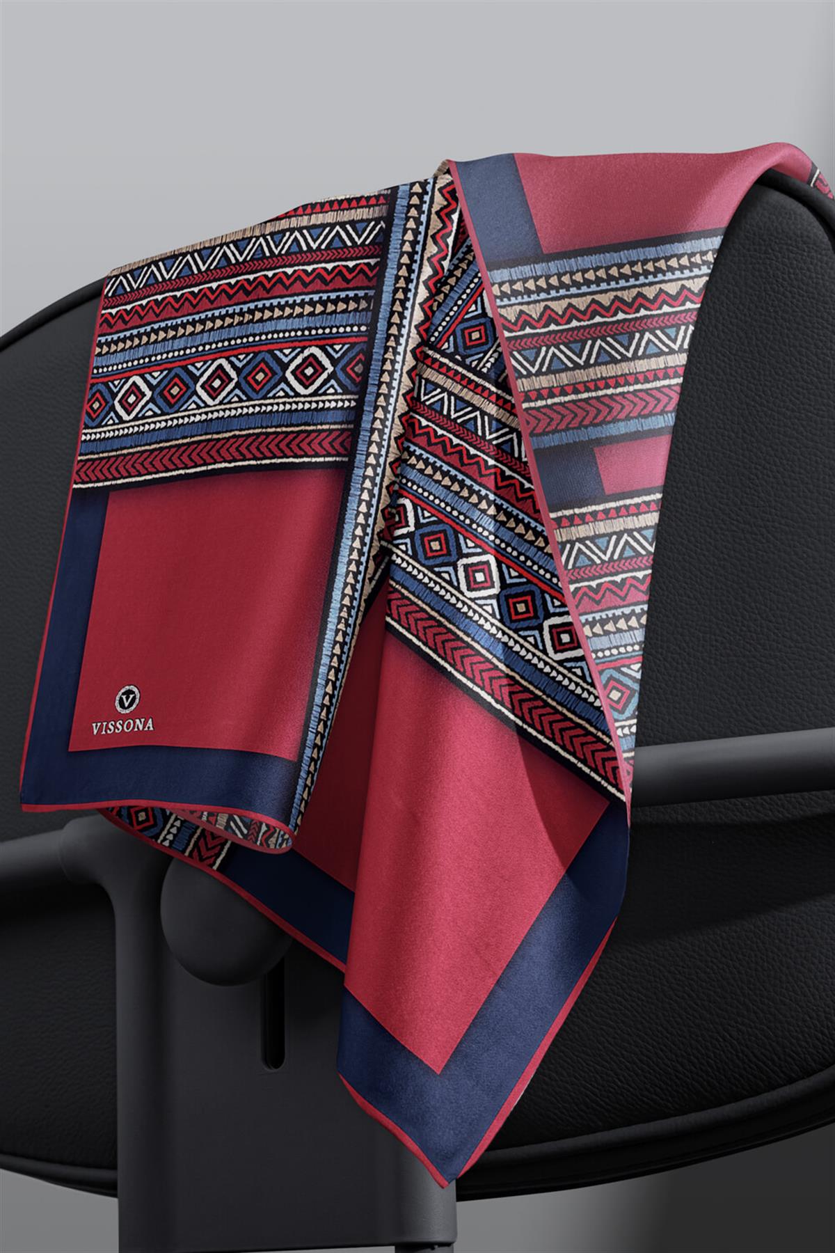 %100 Twill İpek Etnik Desenli Lacivert - Bordo  Renkli 90x90 Eşarp Dikim Şekli : El Dikişi