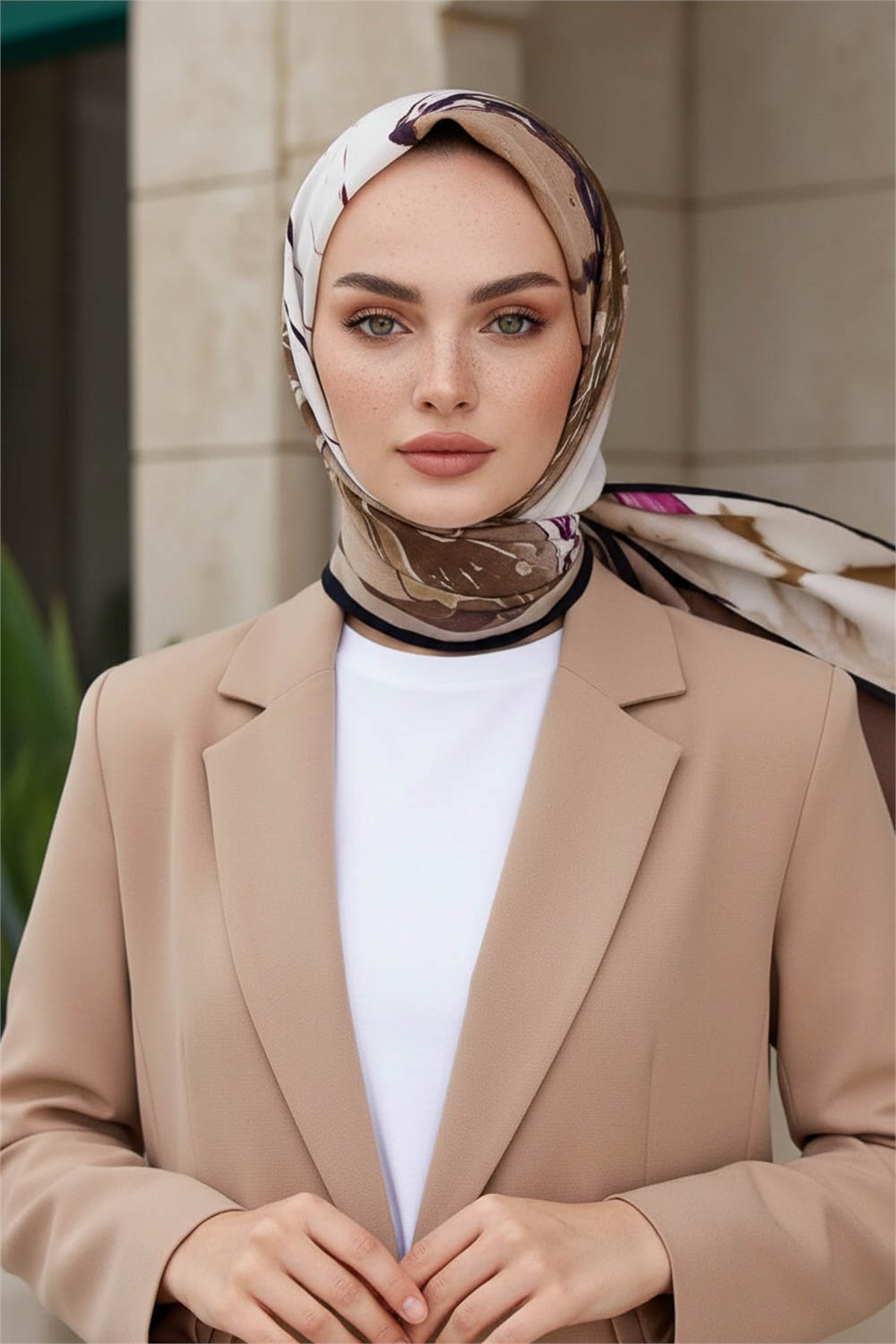 KREP BATİK DESENLİ SÜTLÜ KAHVE - MÜRDÜM RENKLİ 75X195 KIRIŞMAZ ŞAL