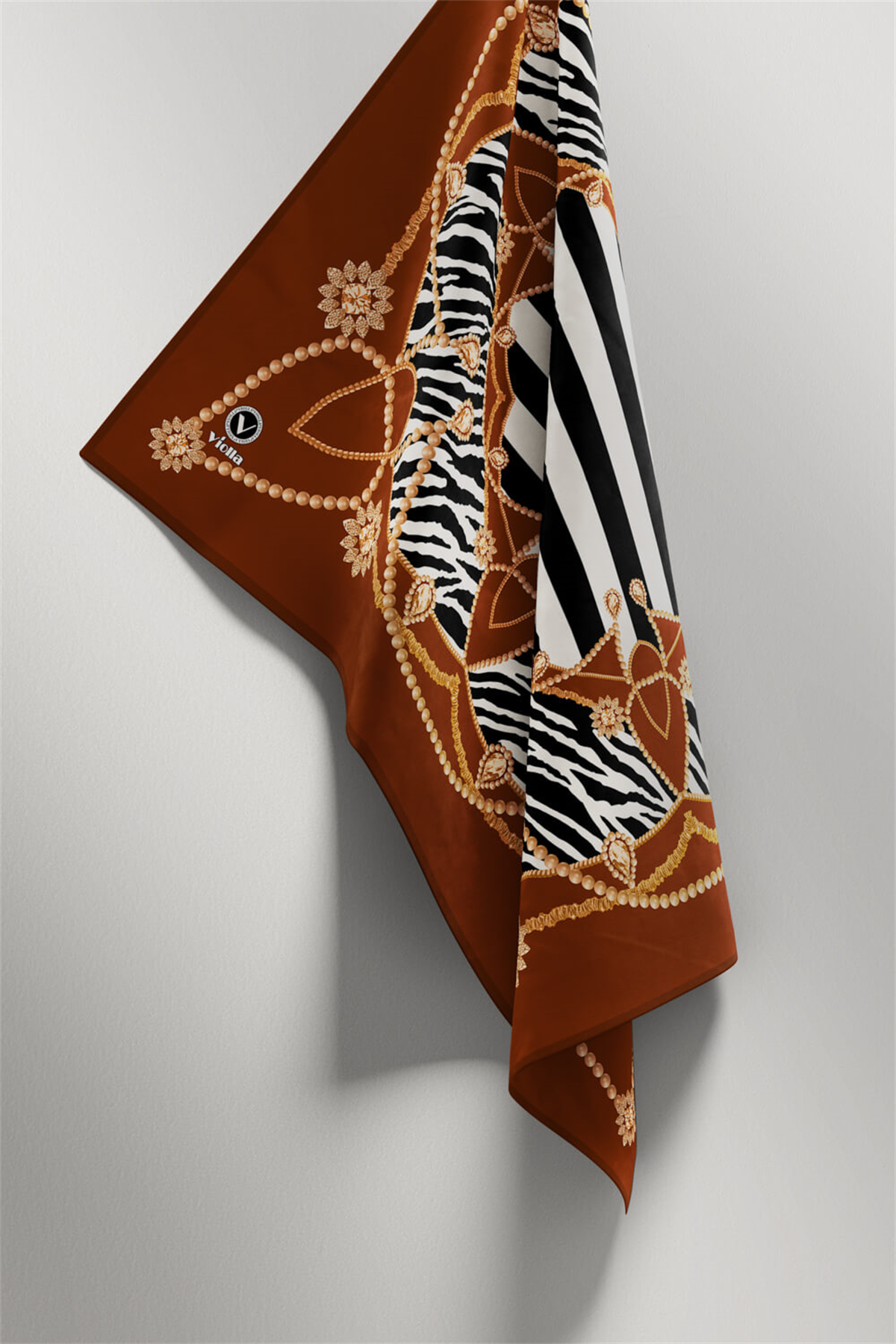 Twill Gold Detaylı Zebra Desenli Taba Renkli 90x90 Eşarp (İpek İçermez) Kenar Dikiş Şekli El Dikişli