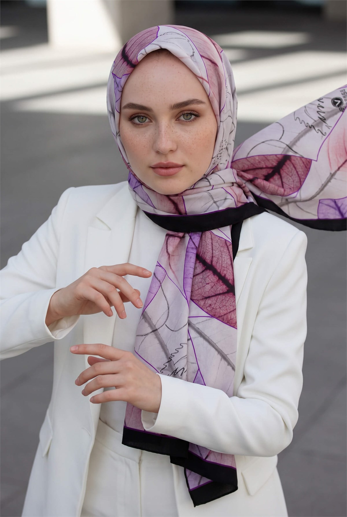 KREP YAPRAK DESENLİ MOR RENKLİ 75X195 KIRIŞMAZ ŞAL