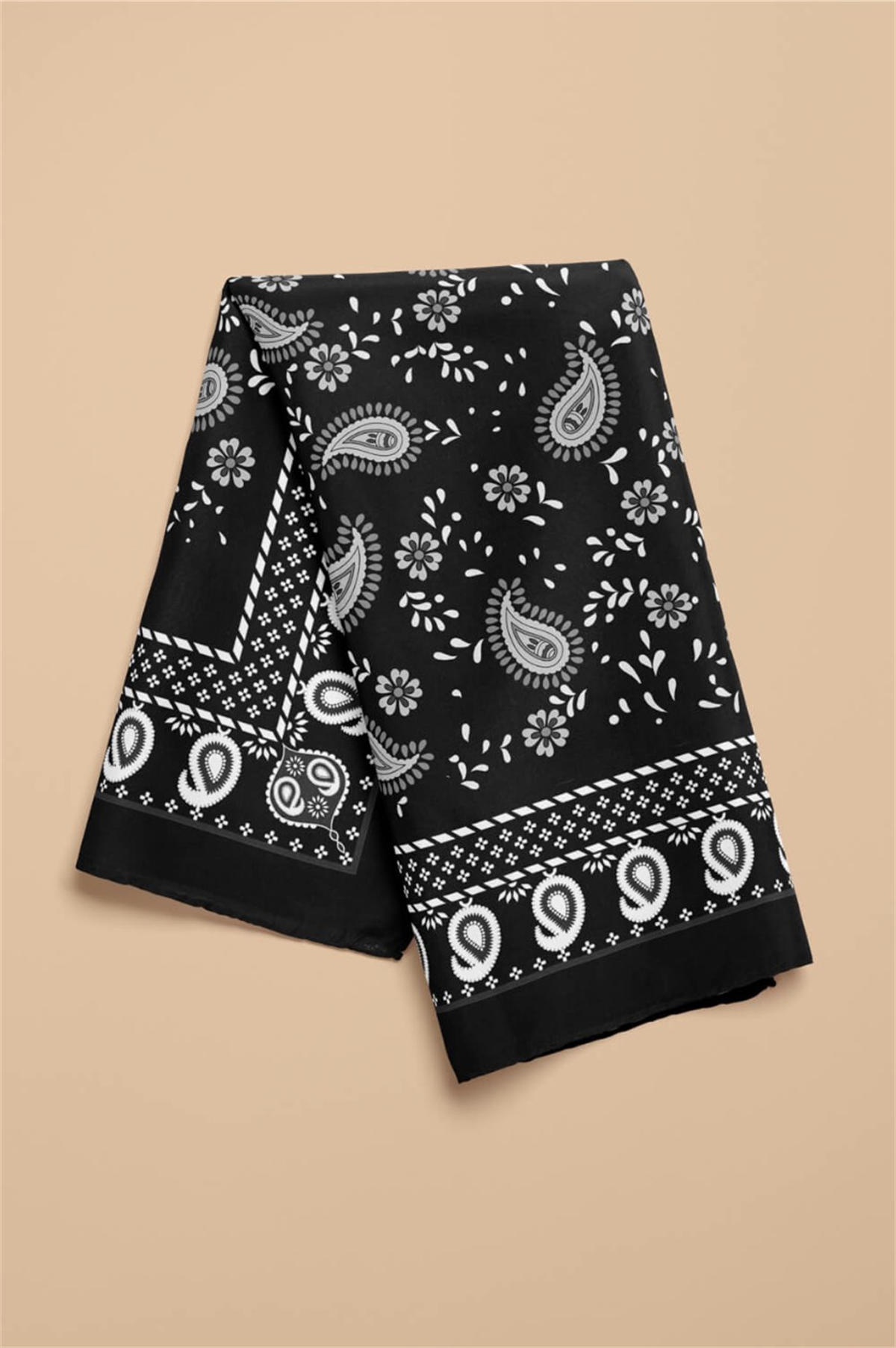 H6 Kadın Siyah Beyaz Şal Desenli 50x50 Bandana HYL DG01367-22