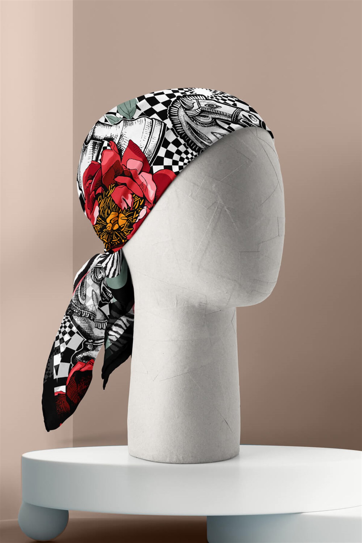 Violla C76 CHECK HORSE  TASARIMLI BANDANA DG12082