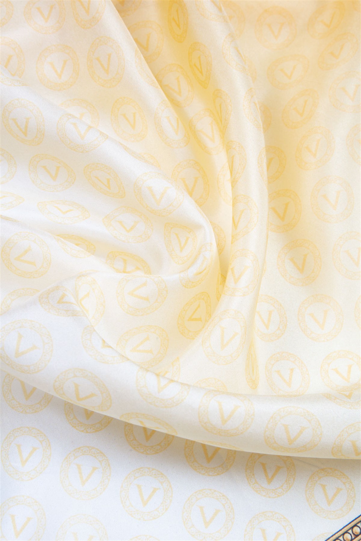 %100 İpek Degradeli Ve Monogram Desenli Sarı - Gold Renkli 92x210 Şal